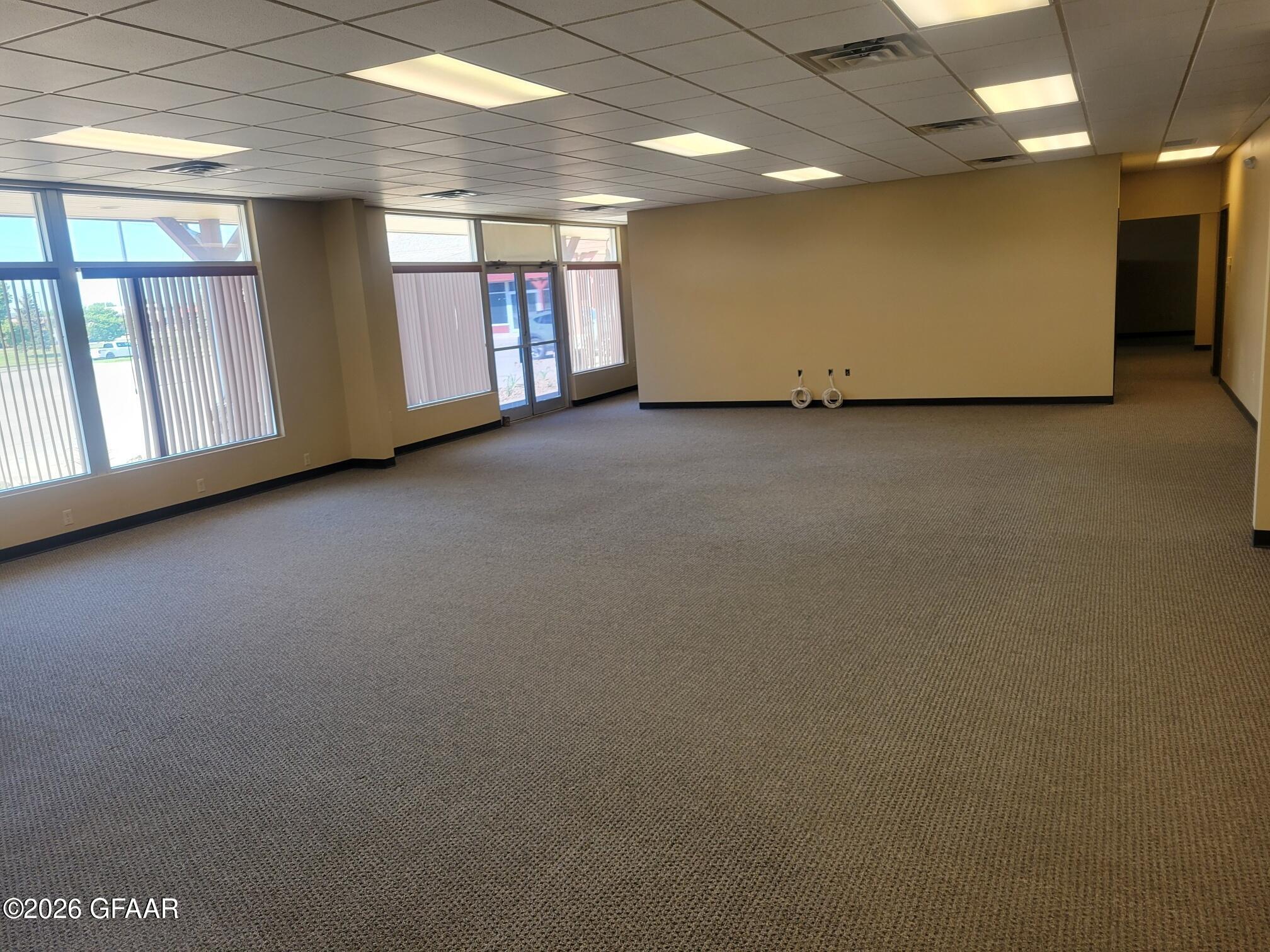 2750 GATEWAY Drive, F/G