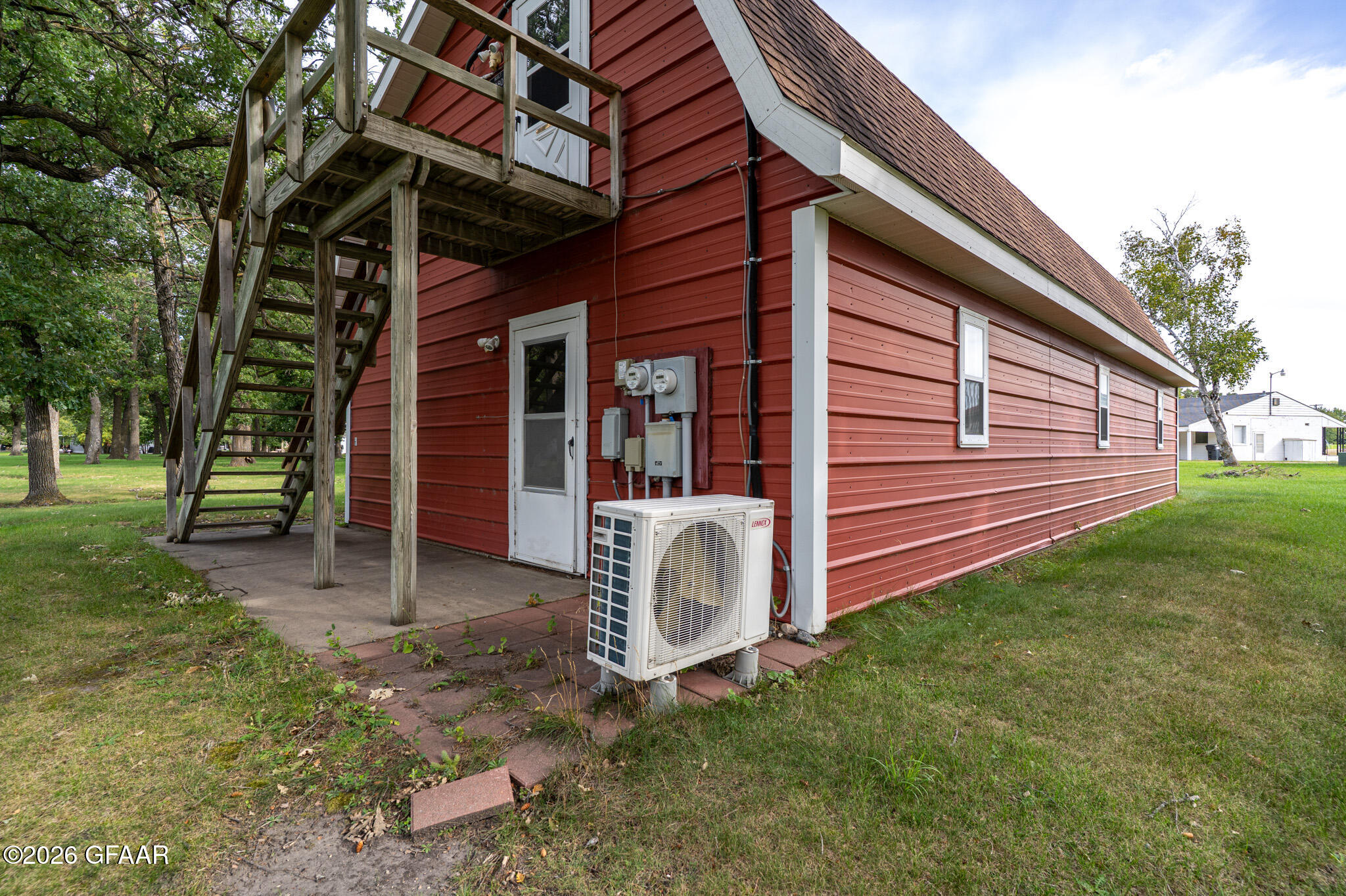 707 MCKINLEY Street SE