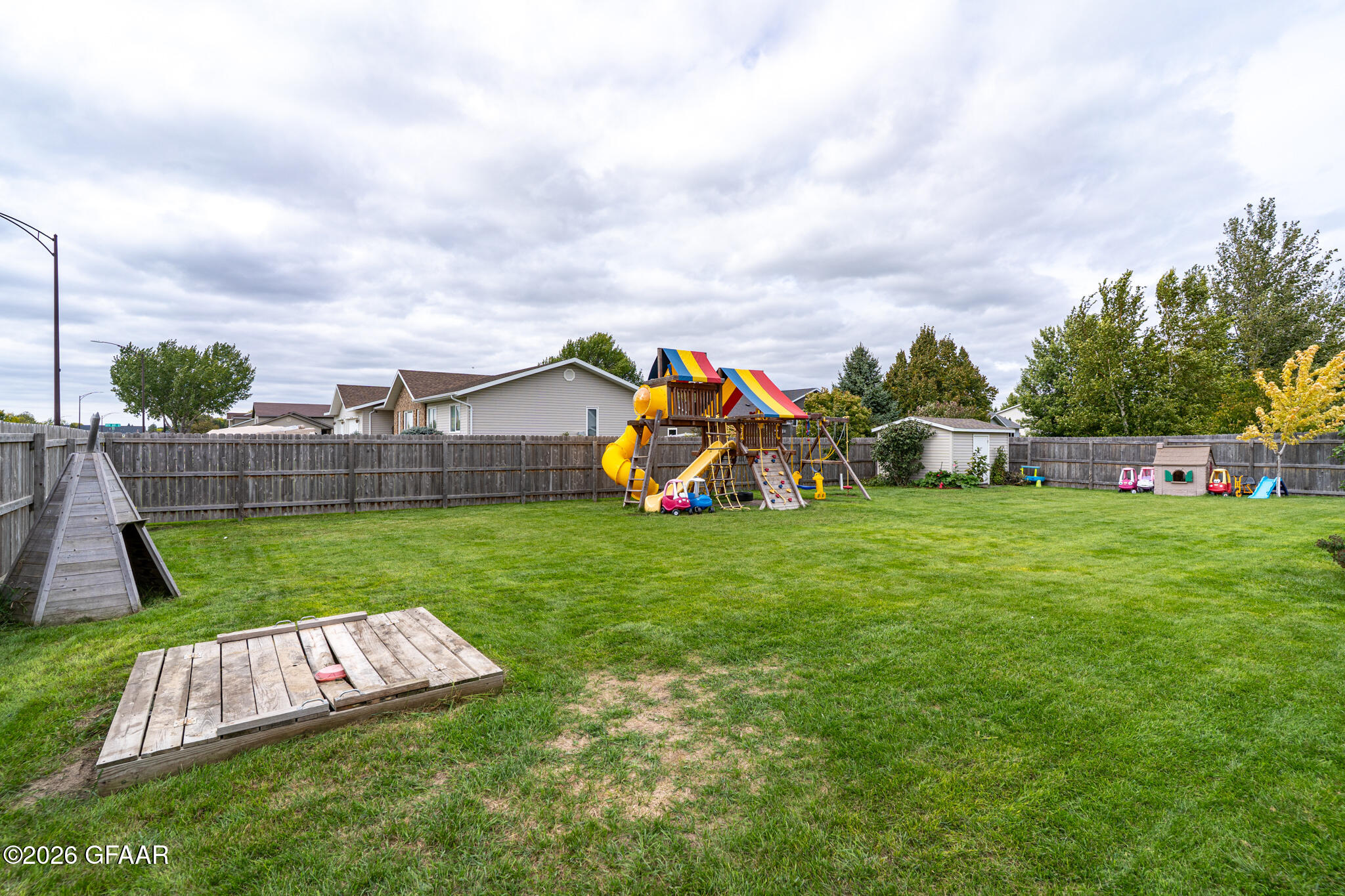 1226 19TH Avenue SE