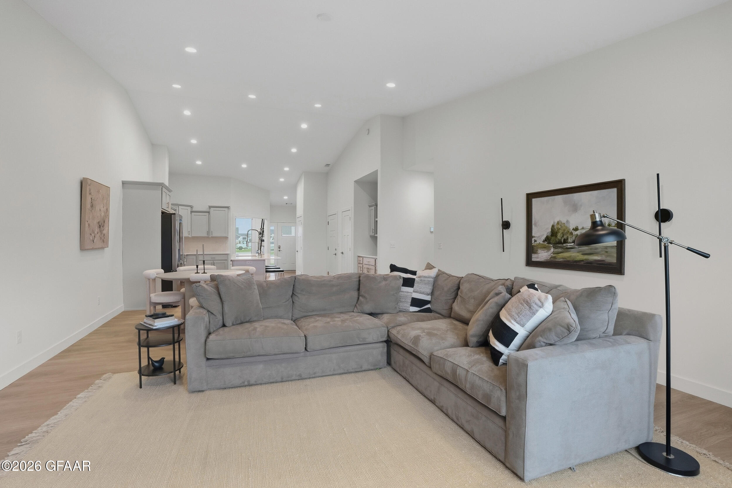 6133 MAGNOLIA Drive
