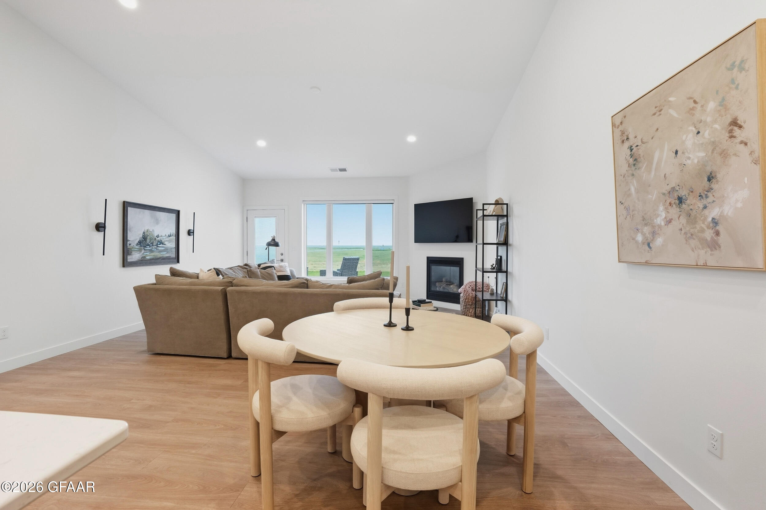 6133 MAGNOLIA Drive