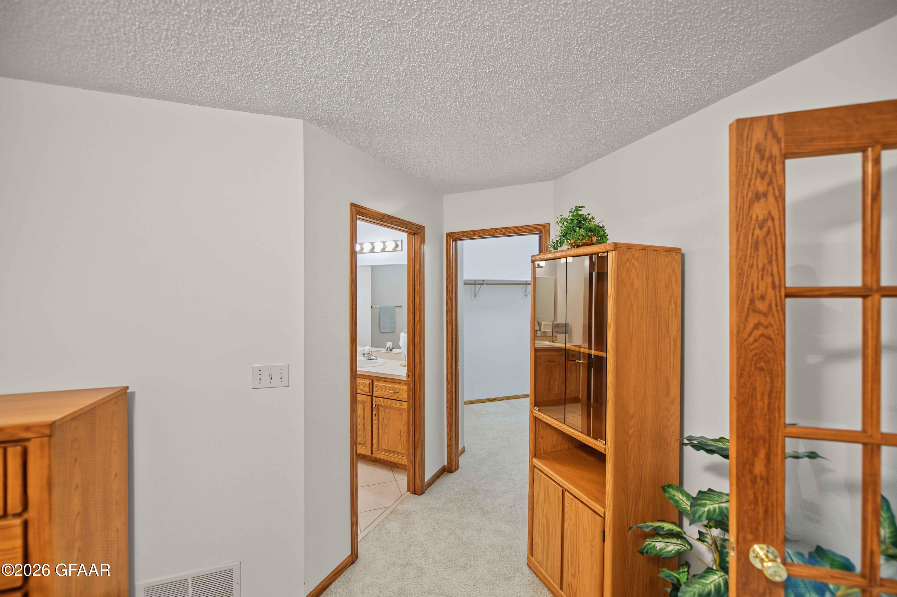 891 RAINDALE Court