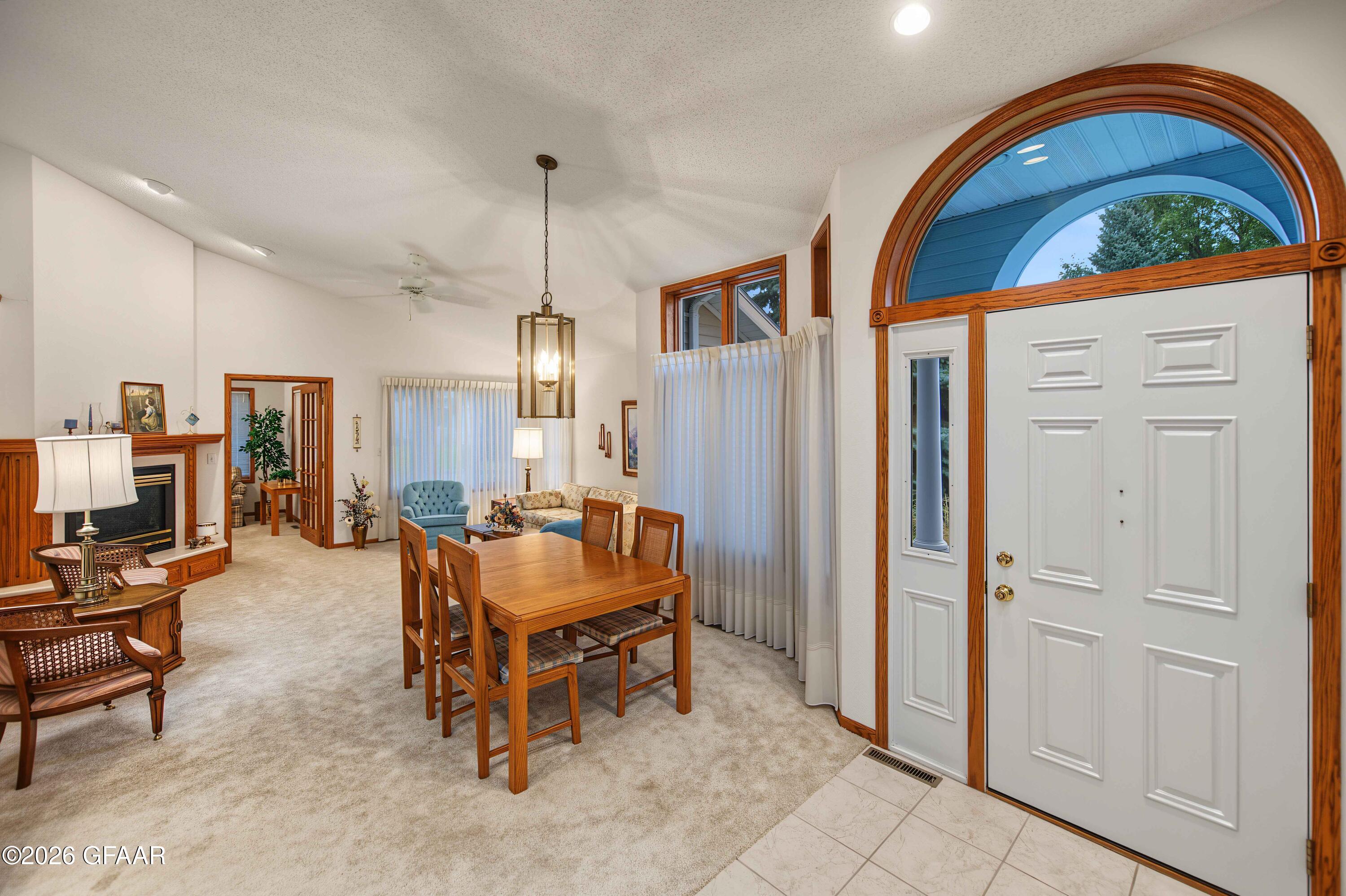 891 RAINDALE Court