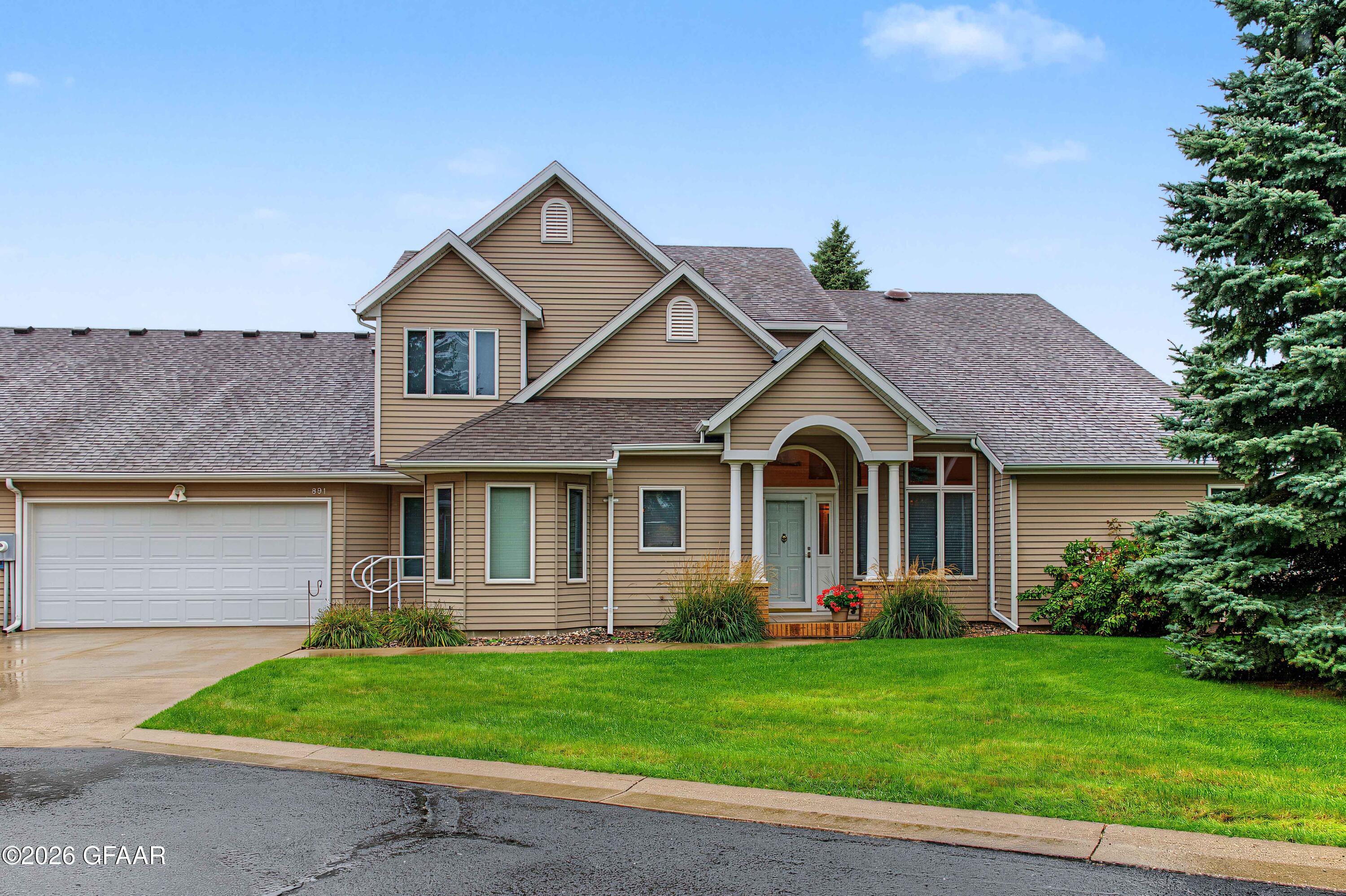 891 RAINDALE Court