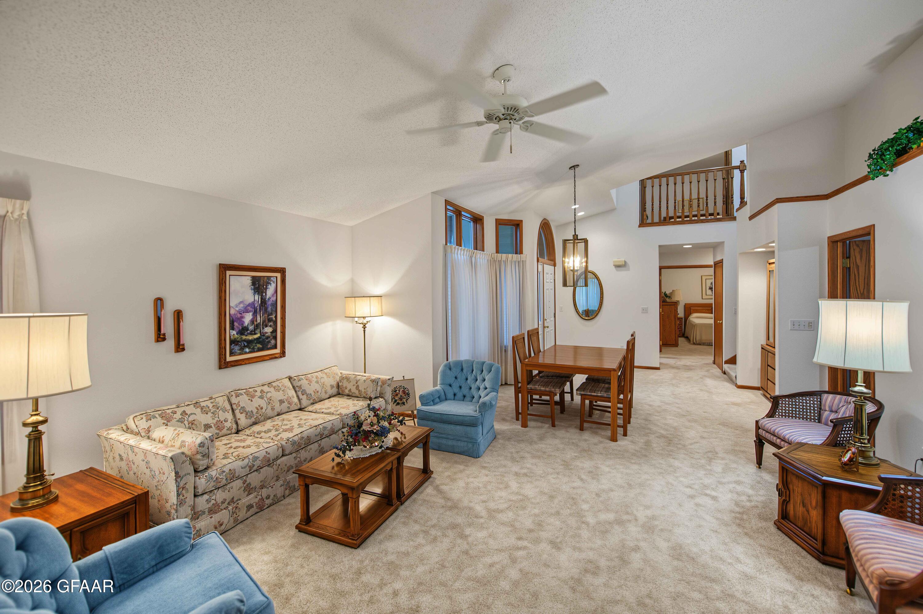 891 RAINDALE Court