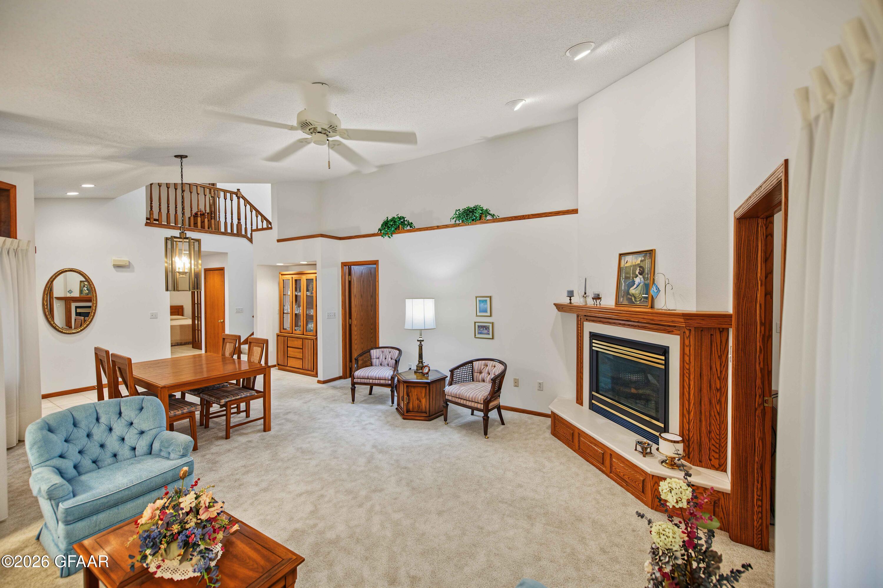 891 RAINDALE Court