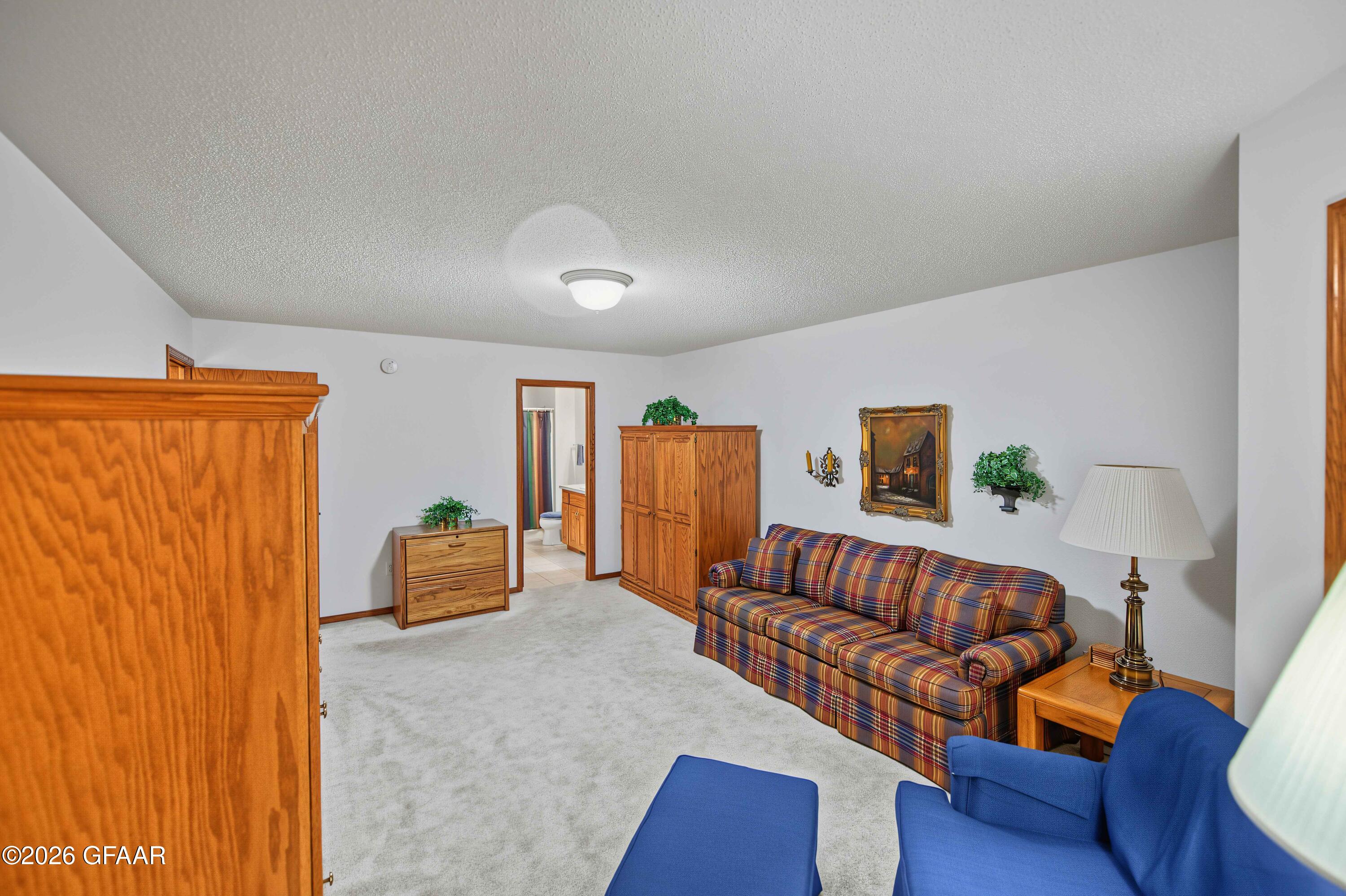 891 RAINDALE Court