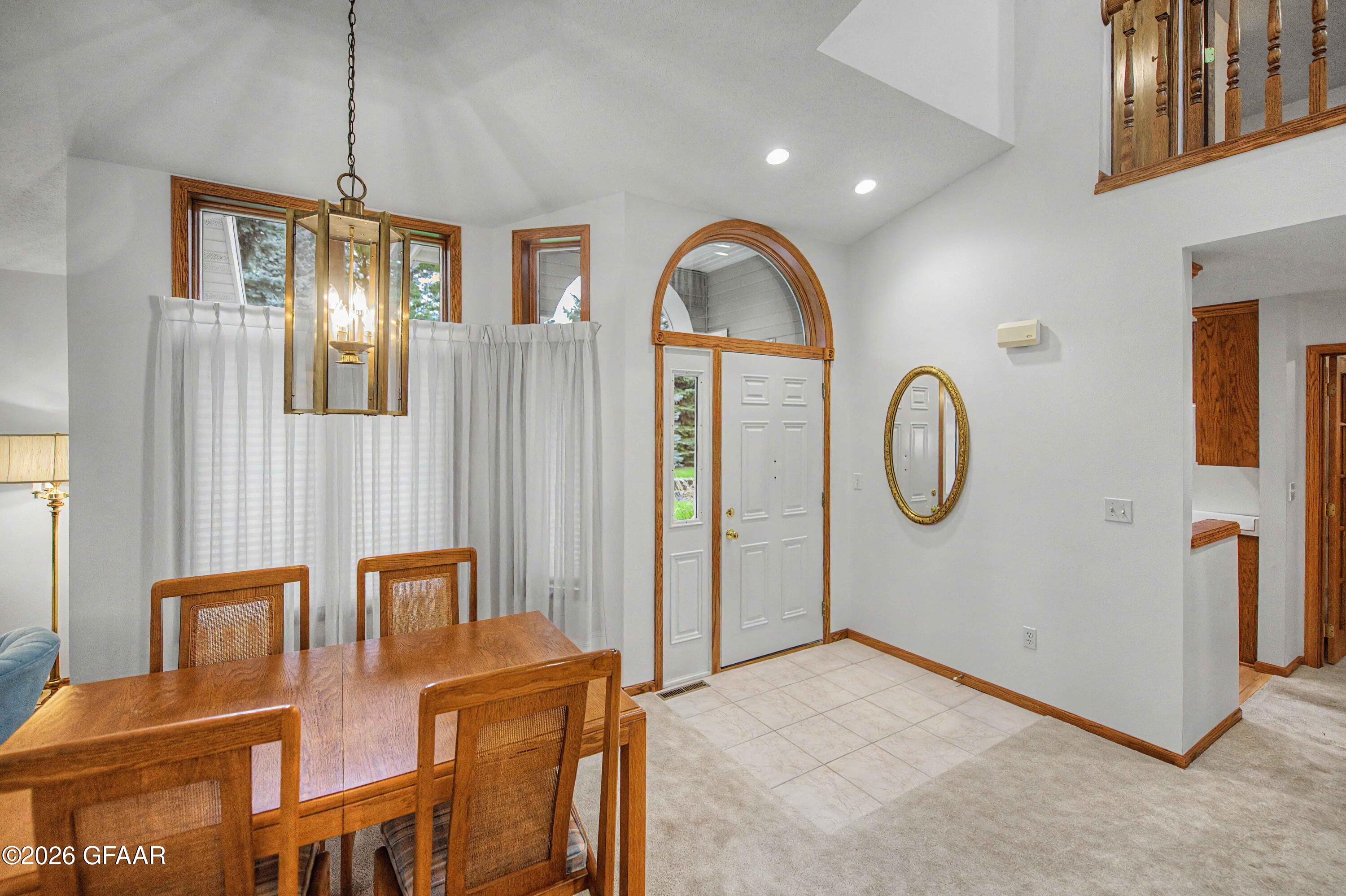 891 RAINDALE Court