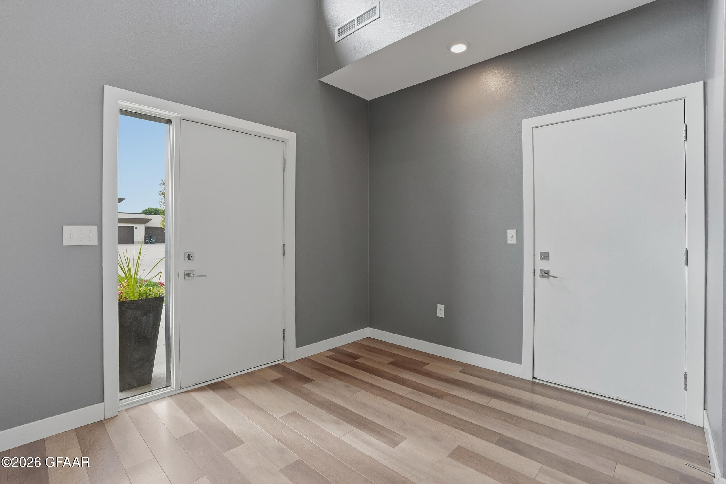 3968 IVY Drive