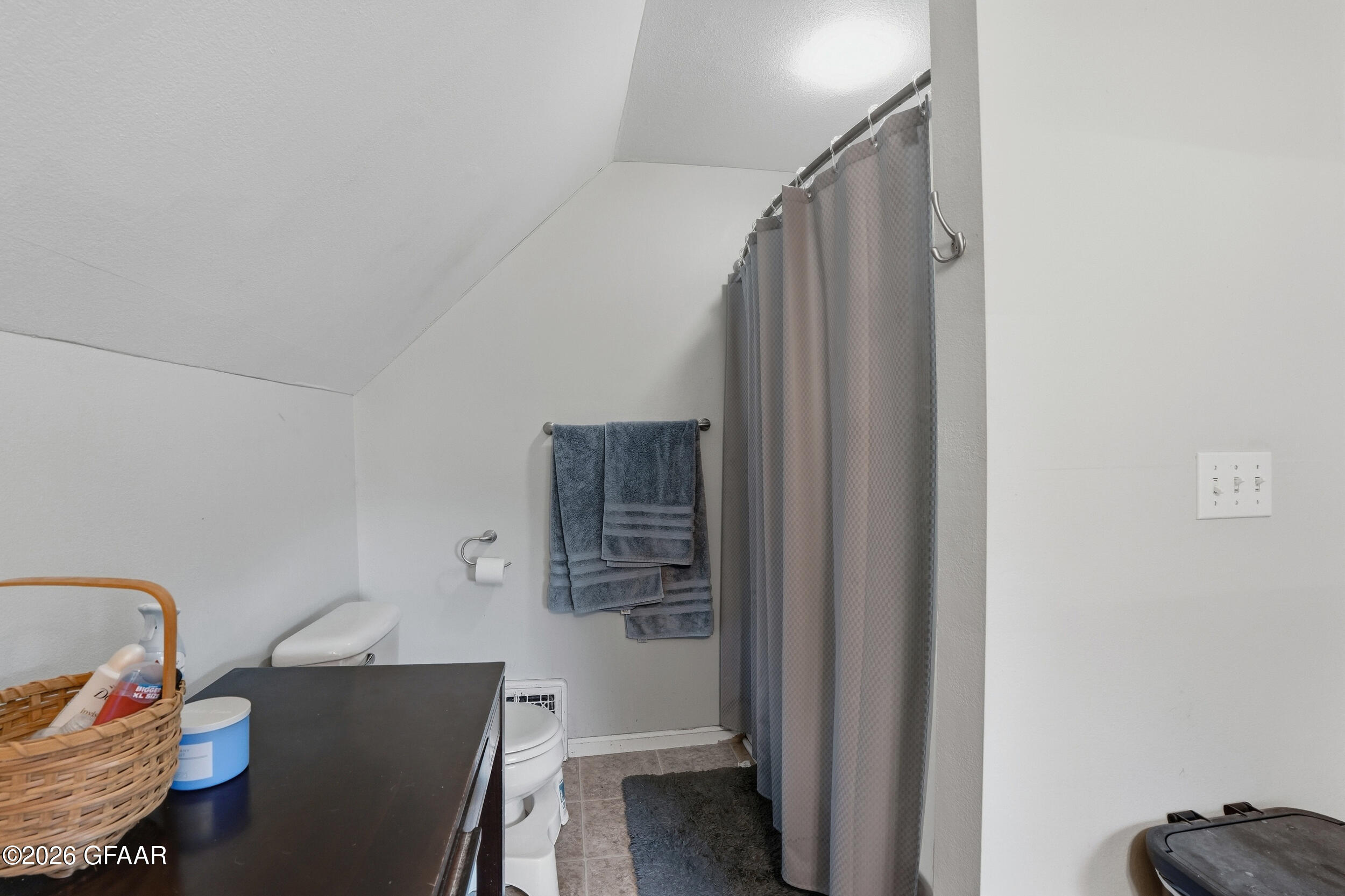 402 4TH Street N