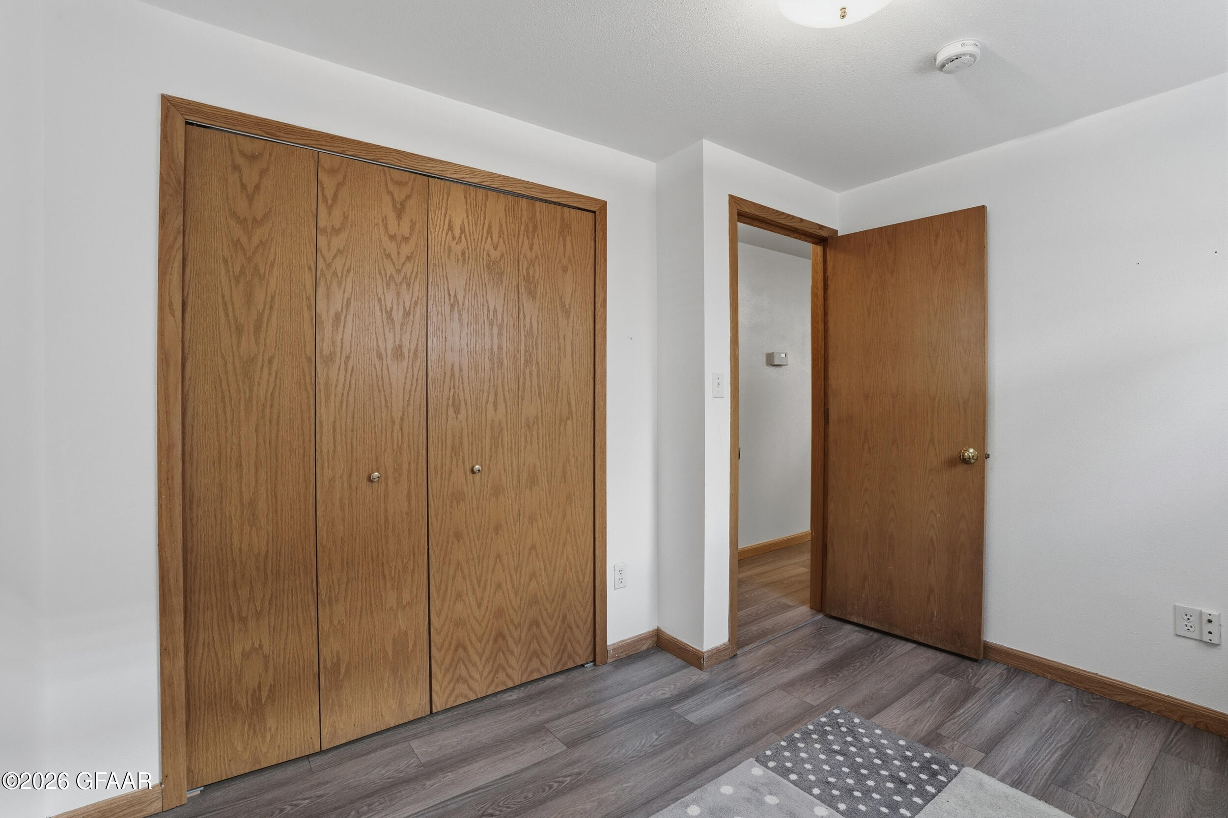 2914 SHADOW Road
