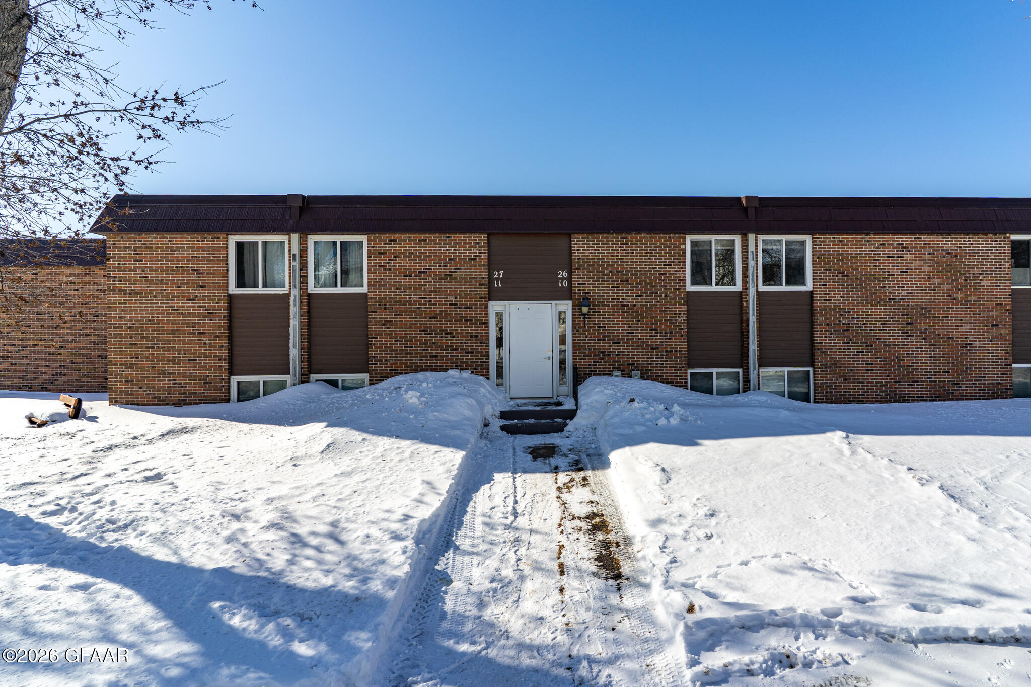 2501 26TH Avenue S, 26