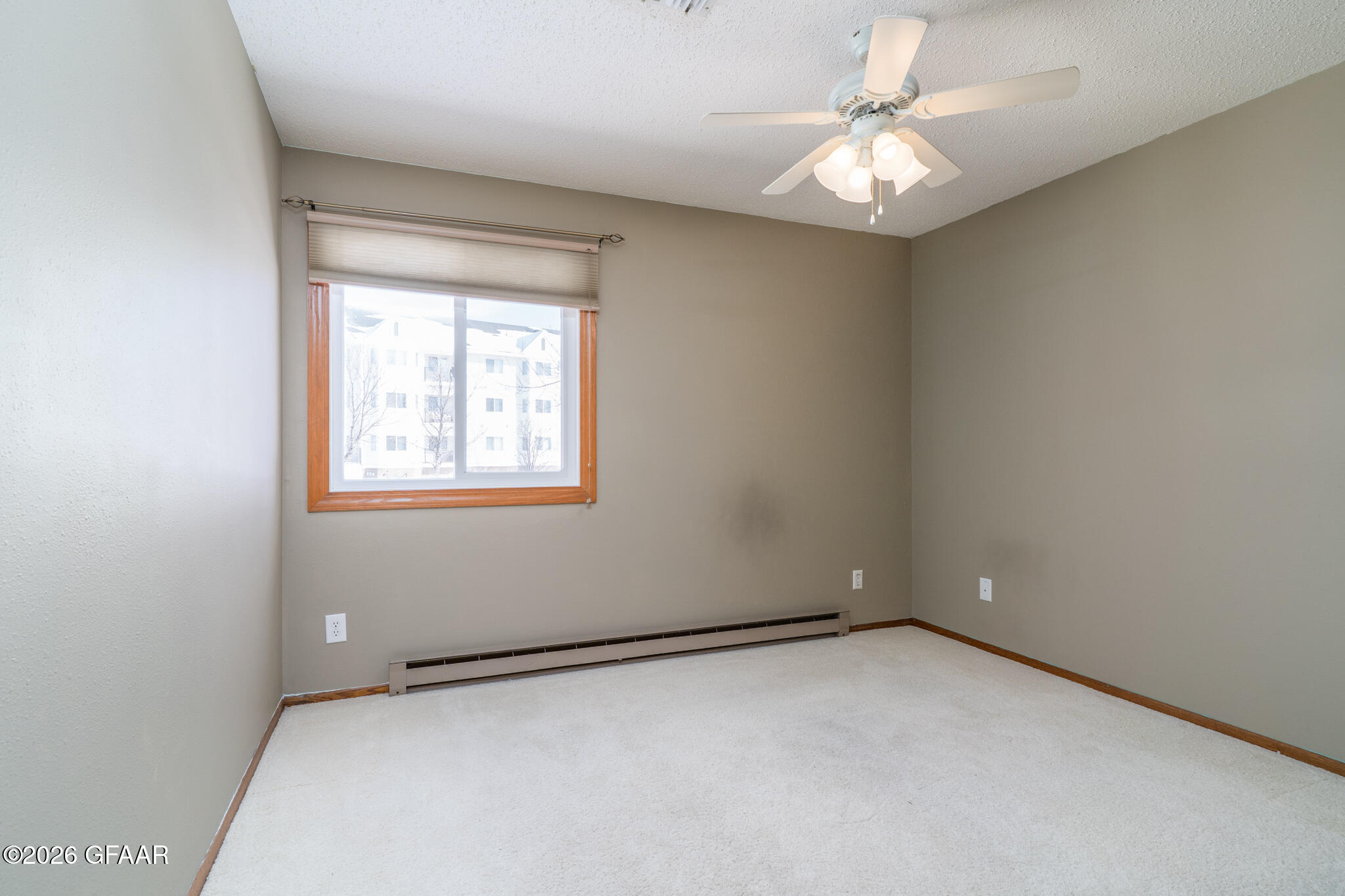 2501 26TH Avenue S, 26