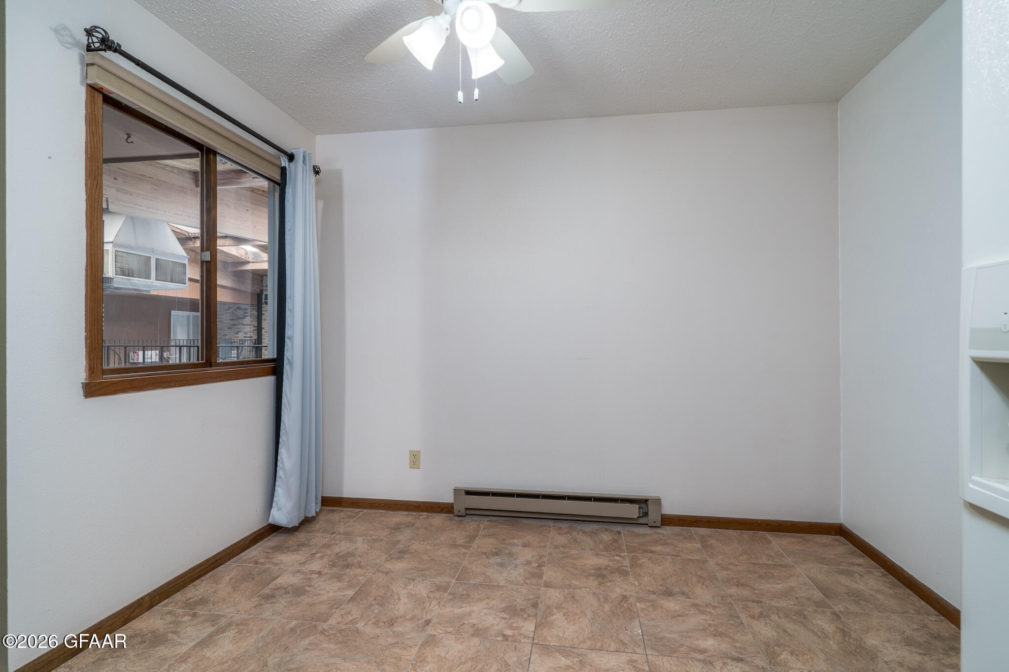 2501 26TH Avenue S, 26