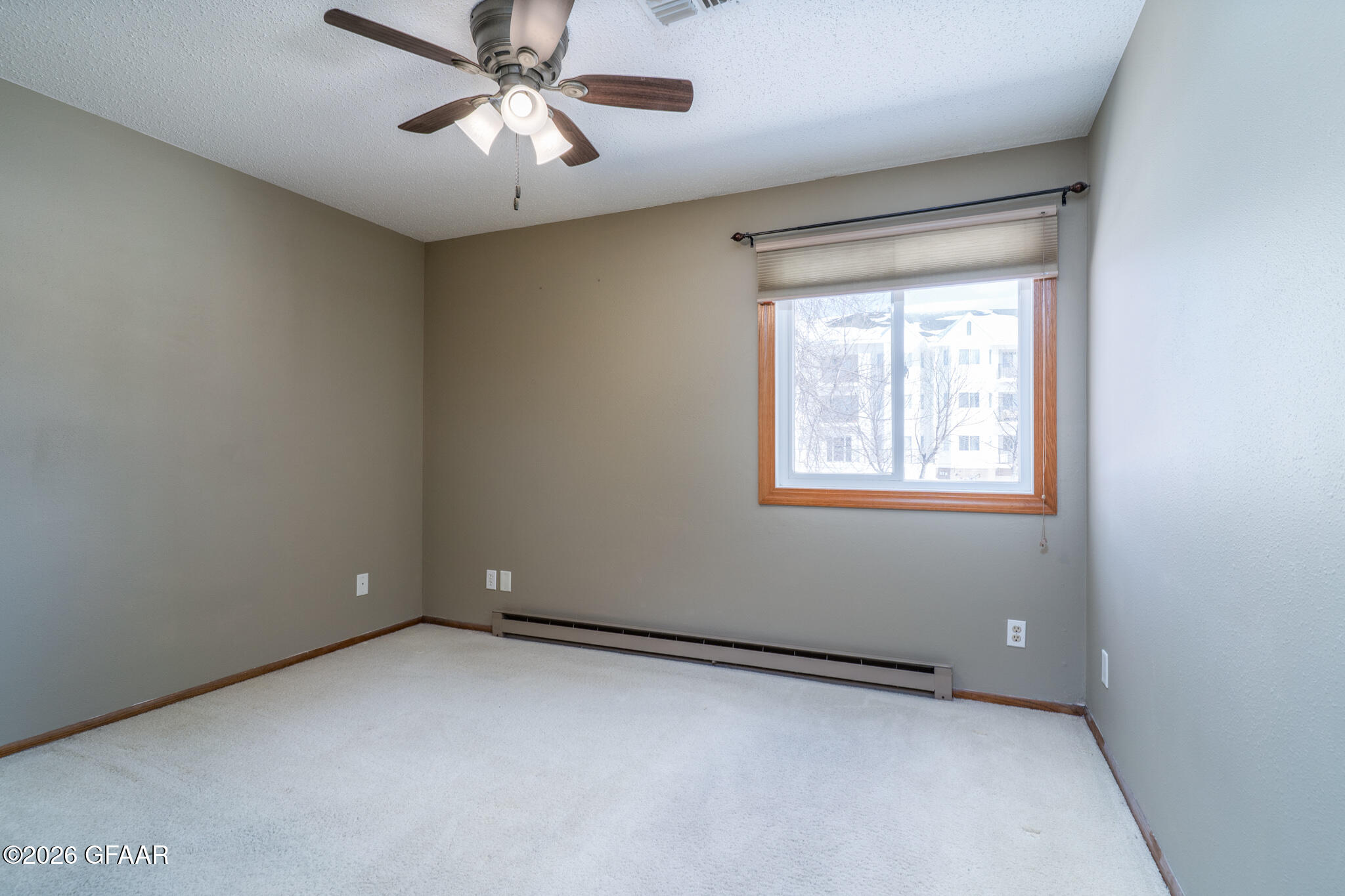 2501 26TH Avenue S, 26