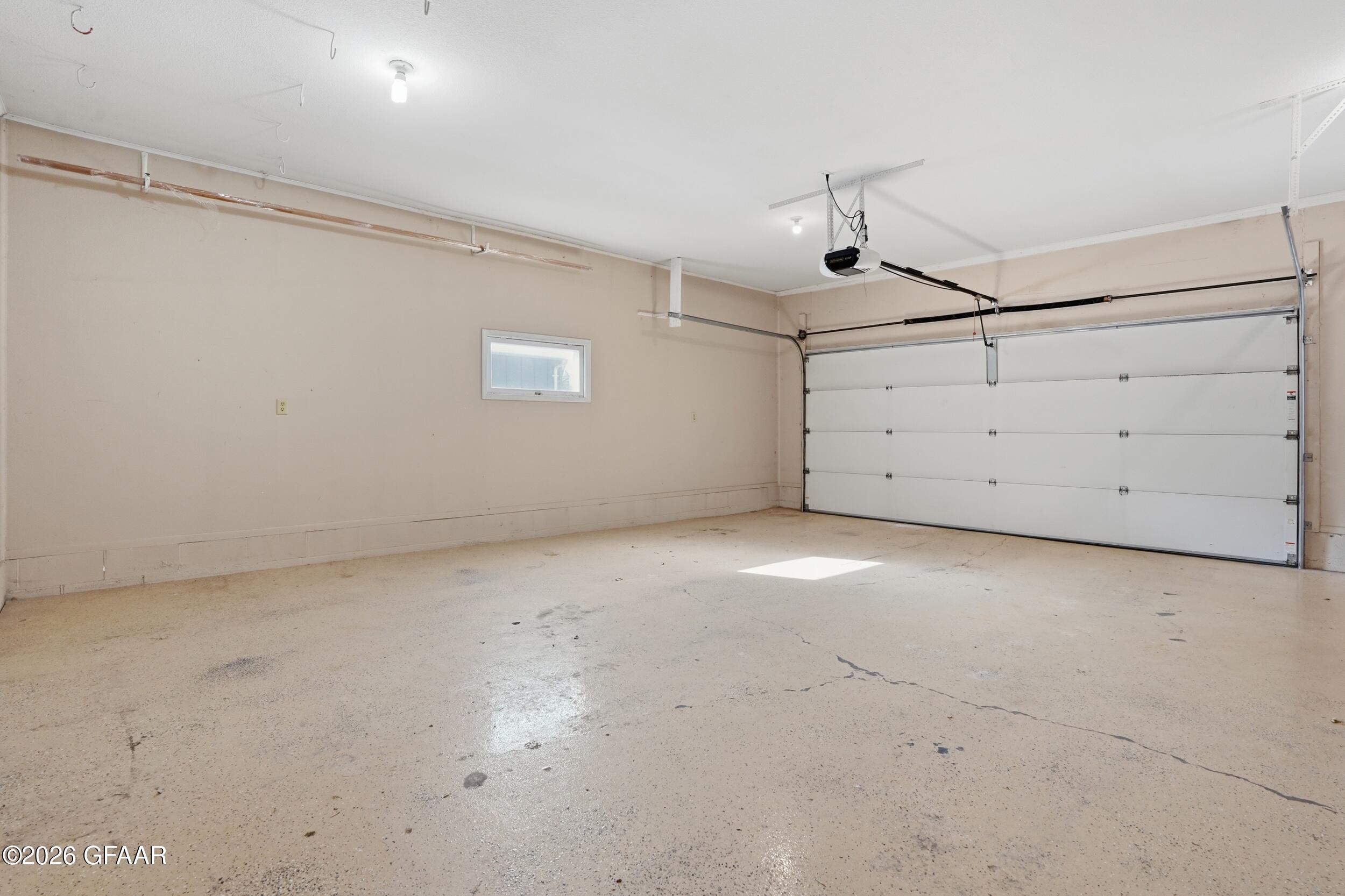 4711 CHESTNUT Street