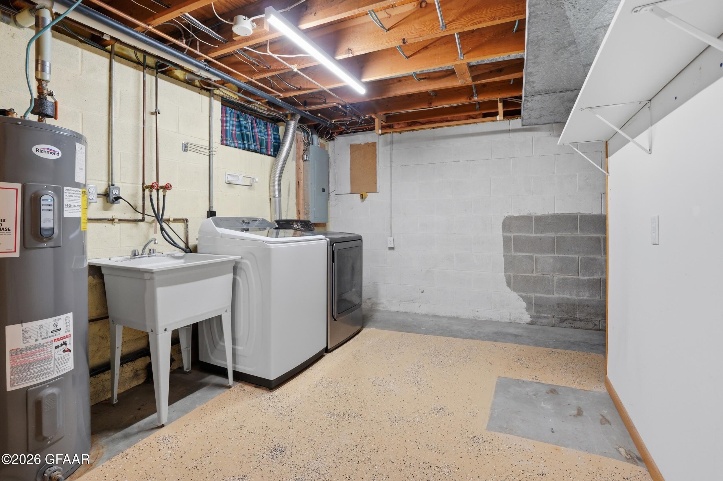 4711 CHESTNUT Street