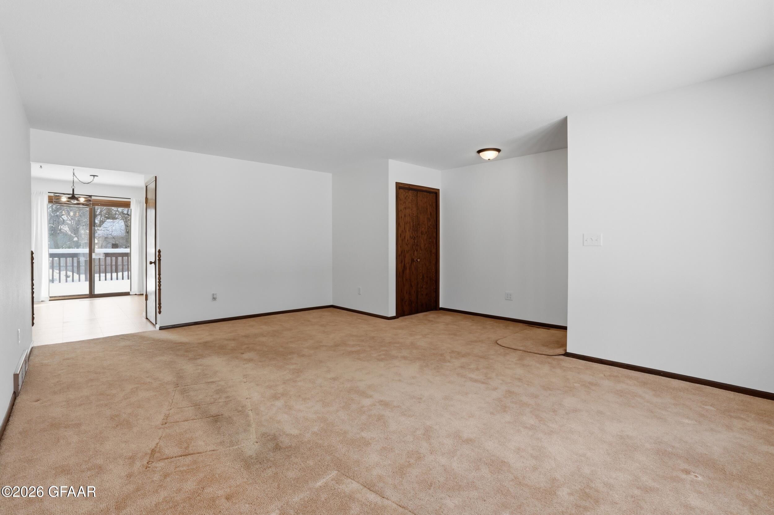 4711 CHESTNUT Street