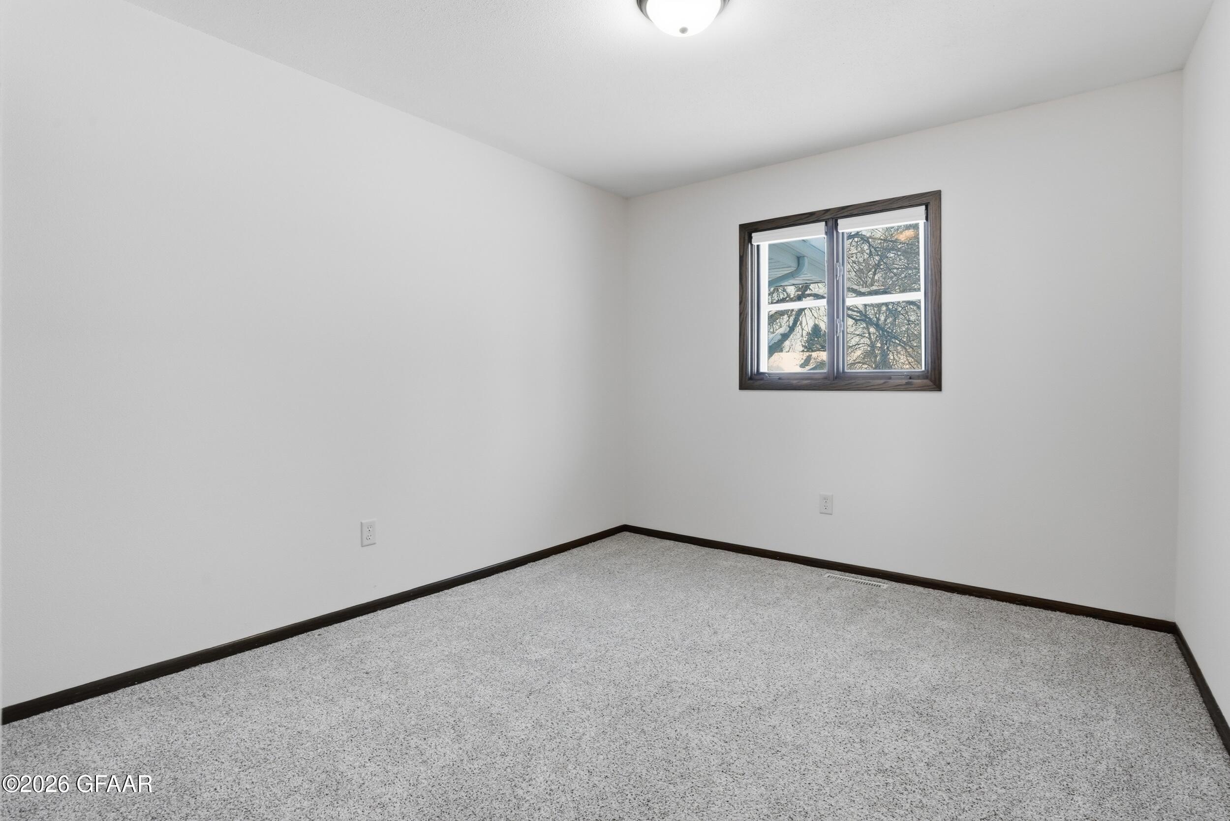 4711 CHESTNUT Street