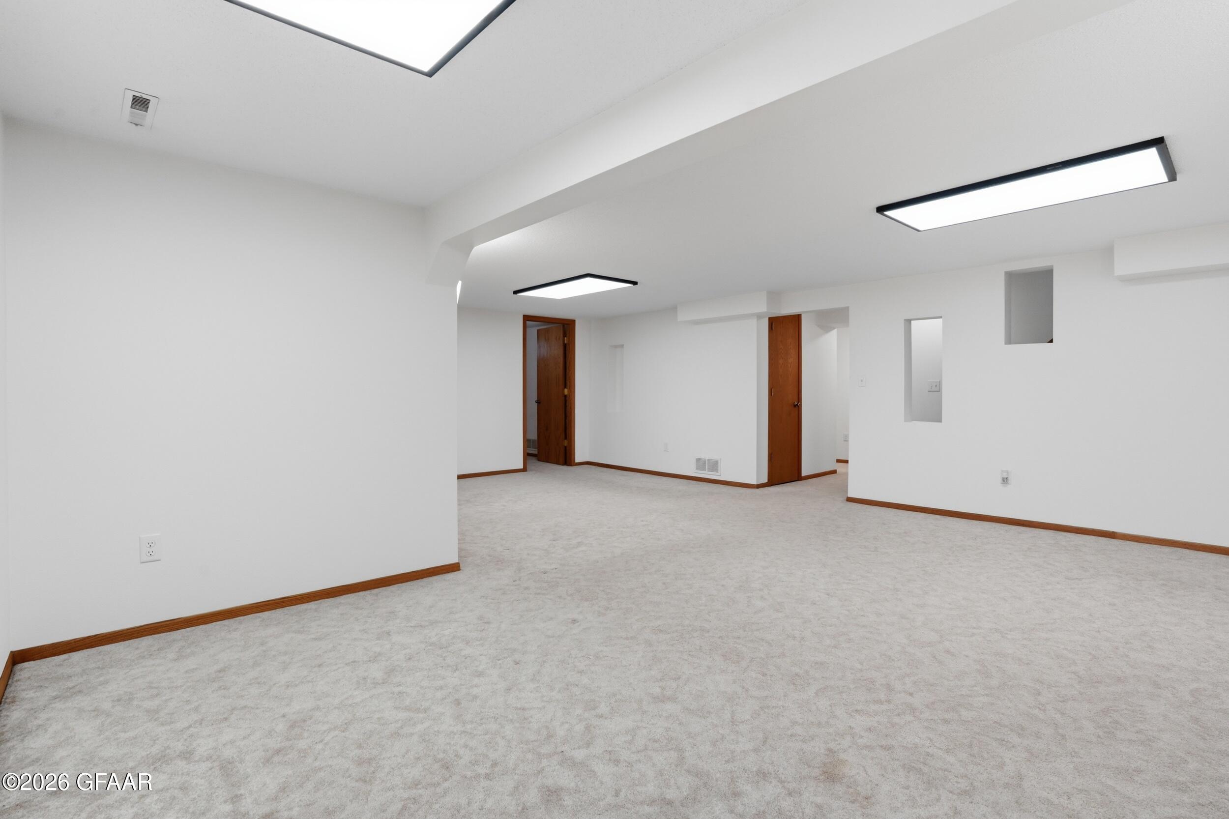 4711 CHESTNUT Street