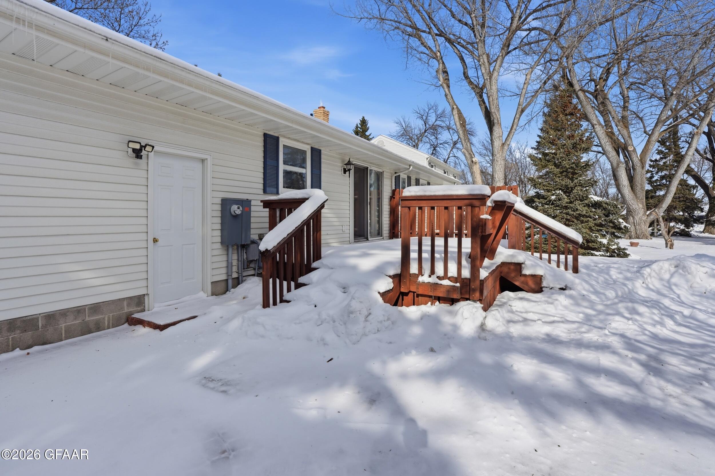 4711 CHESTNUT Street