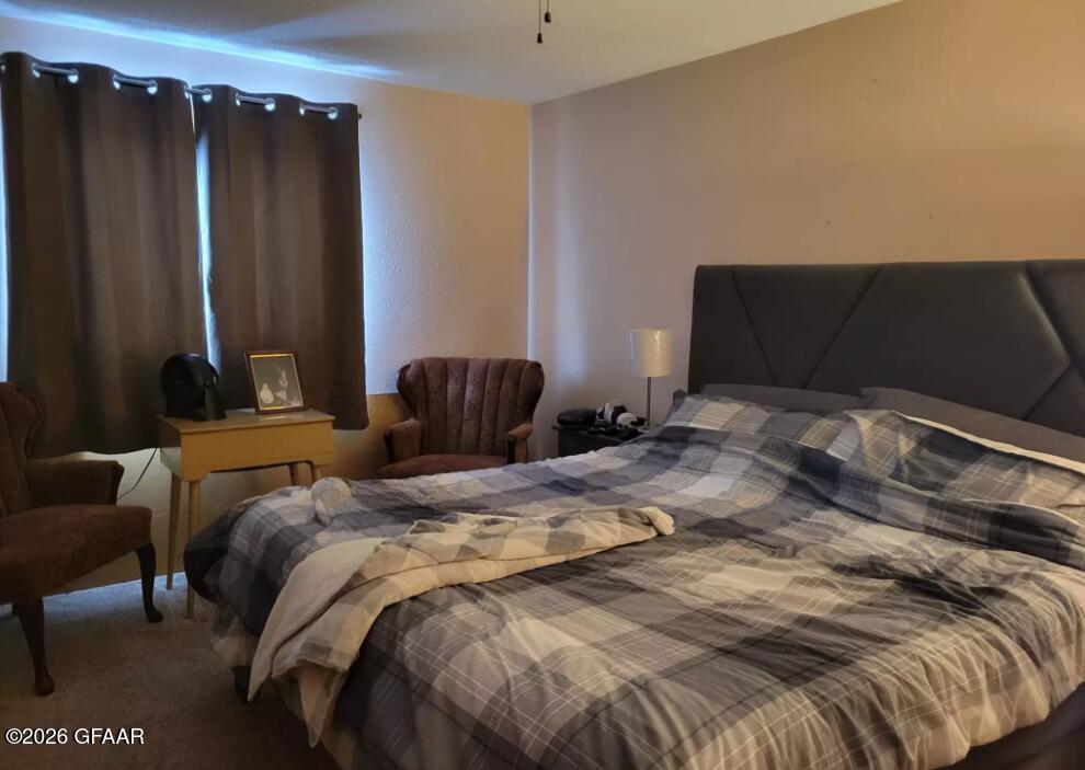 405 RIVERSIDE Avenue