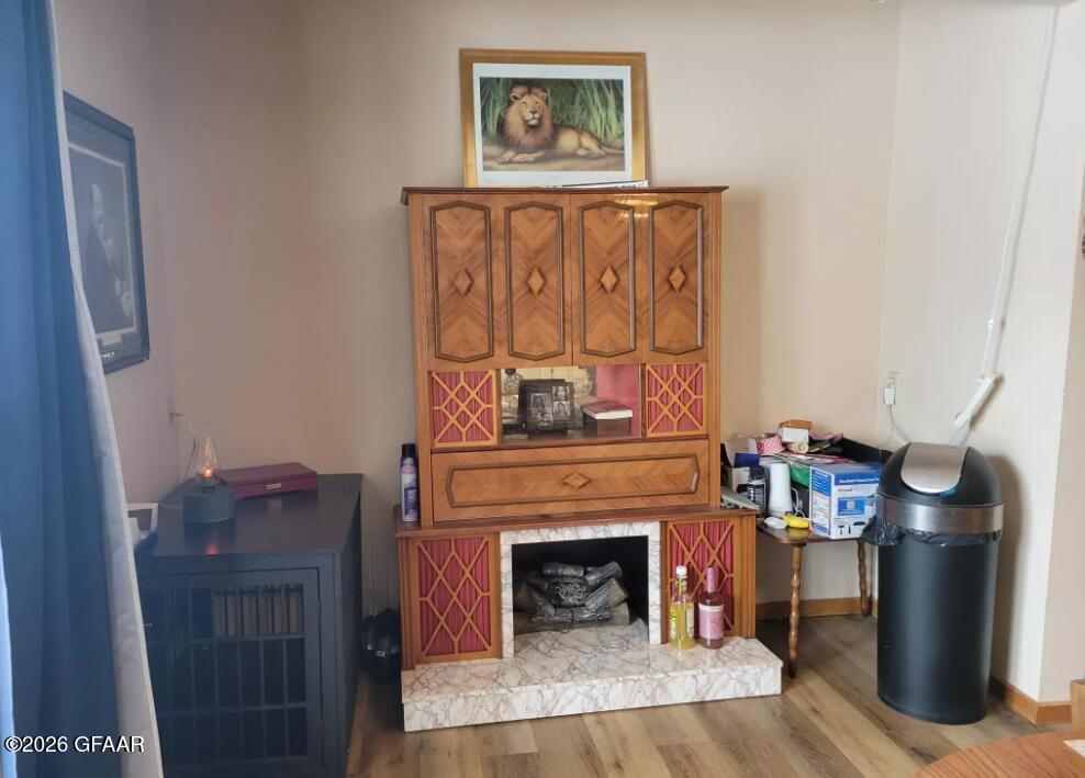 405 RIVERSIDE Avenue