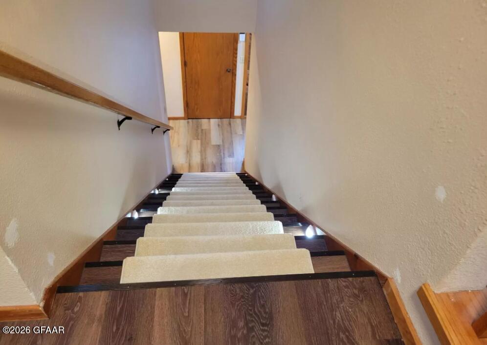 405 RIVERSIDE Avenue