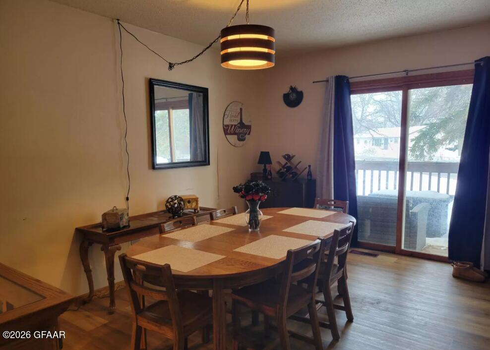 405 RIVERSIDE Avenue