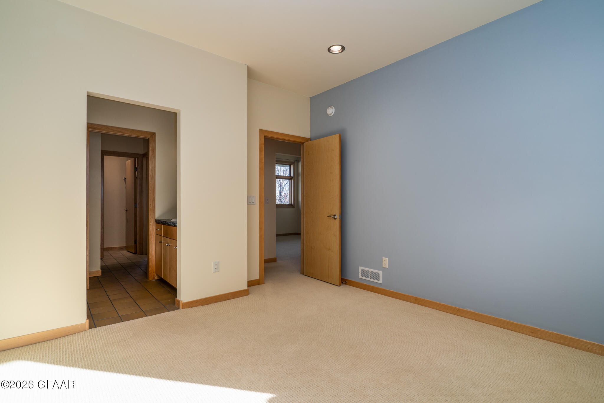 3012 ELMWOOD Drive