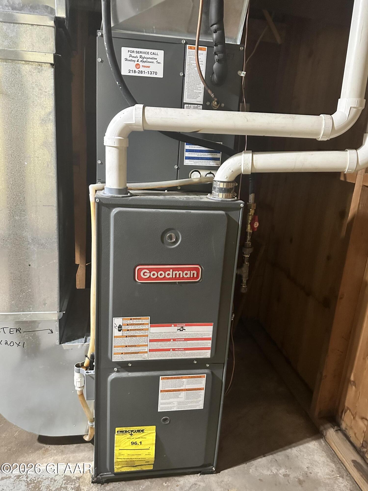 513 CENTRAL Avenue N