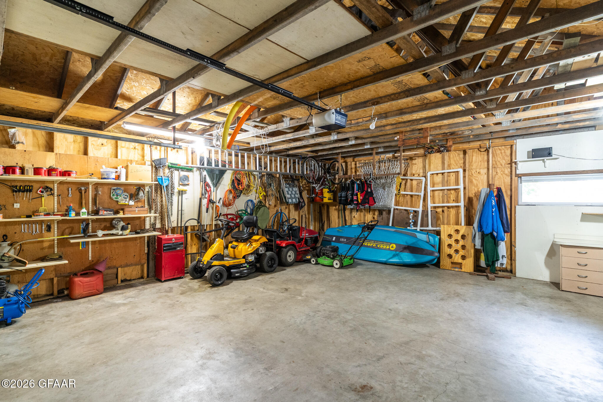 15710 N TRINITY PT Road SE