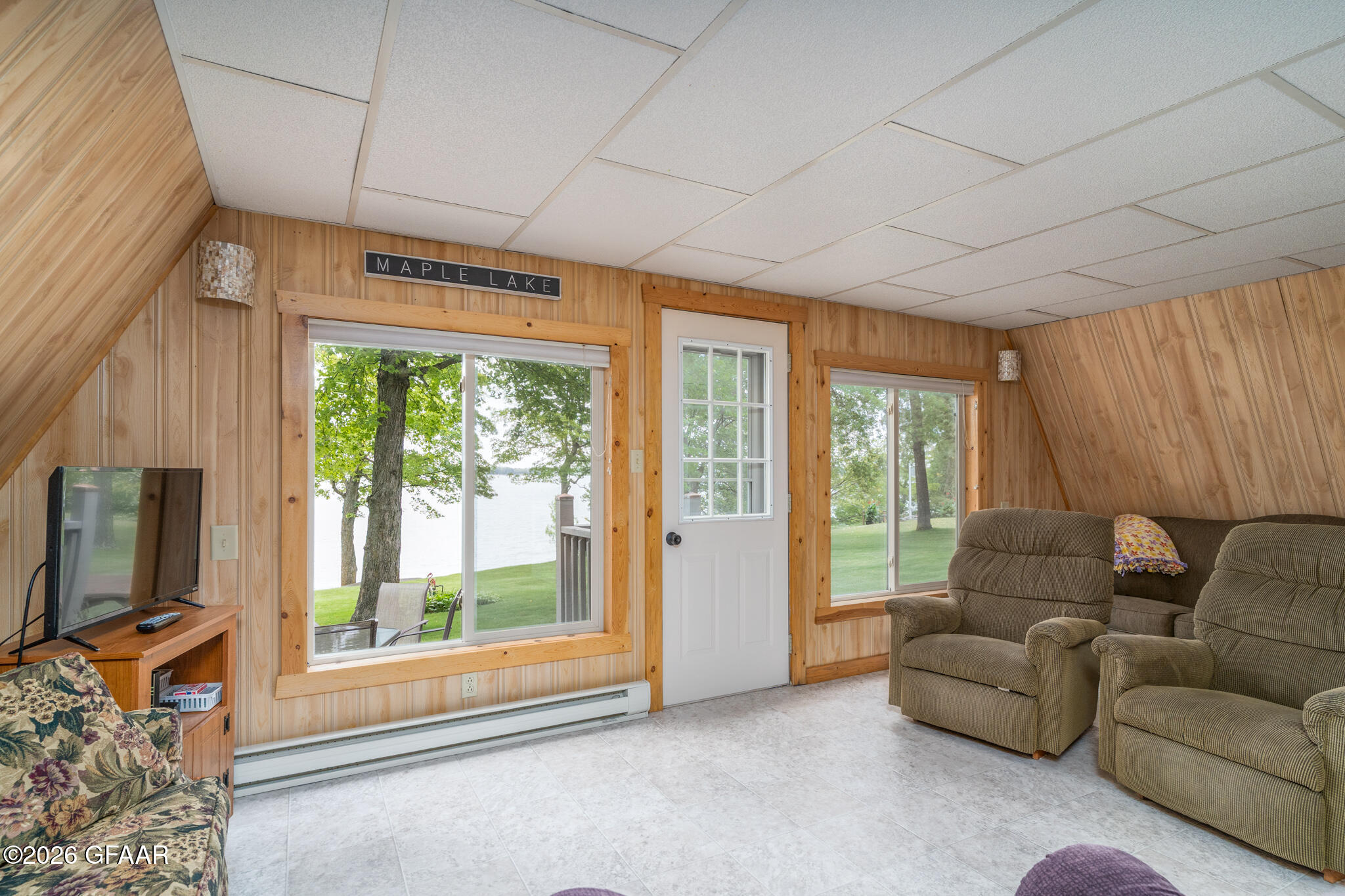 15710 N TRINITY PT Road SE