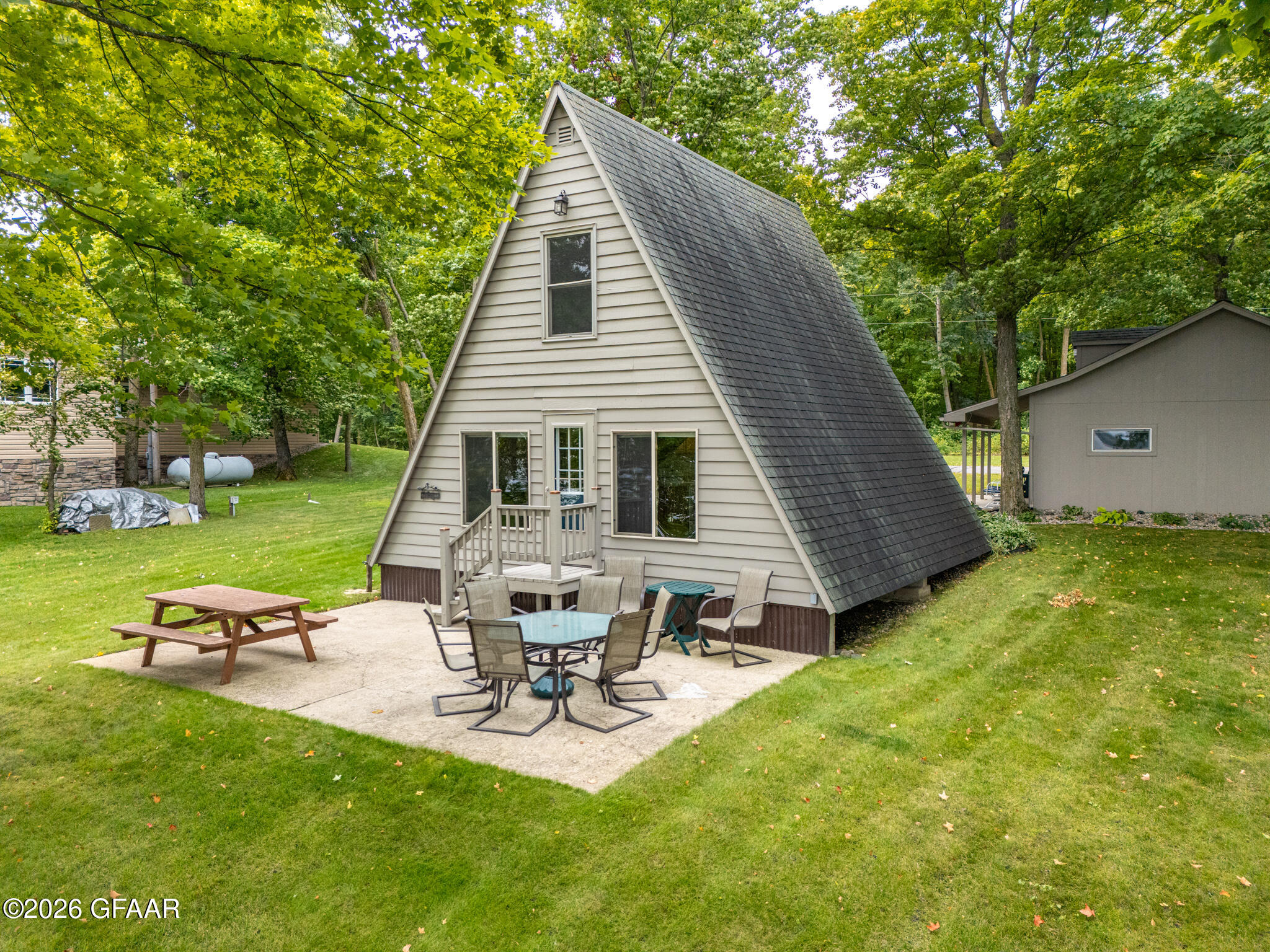 15710 N TRINITY PT Road SE