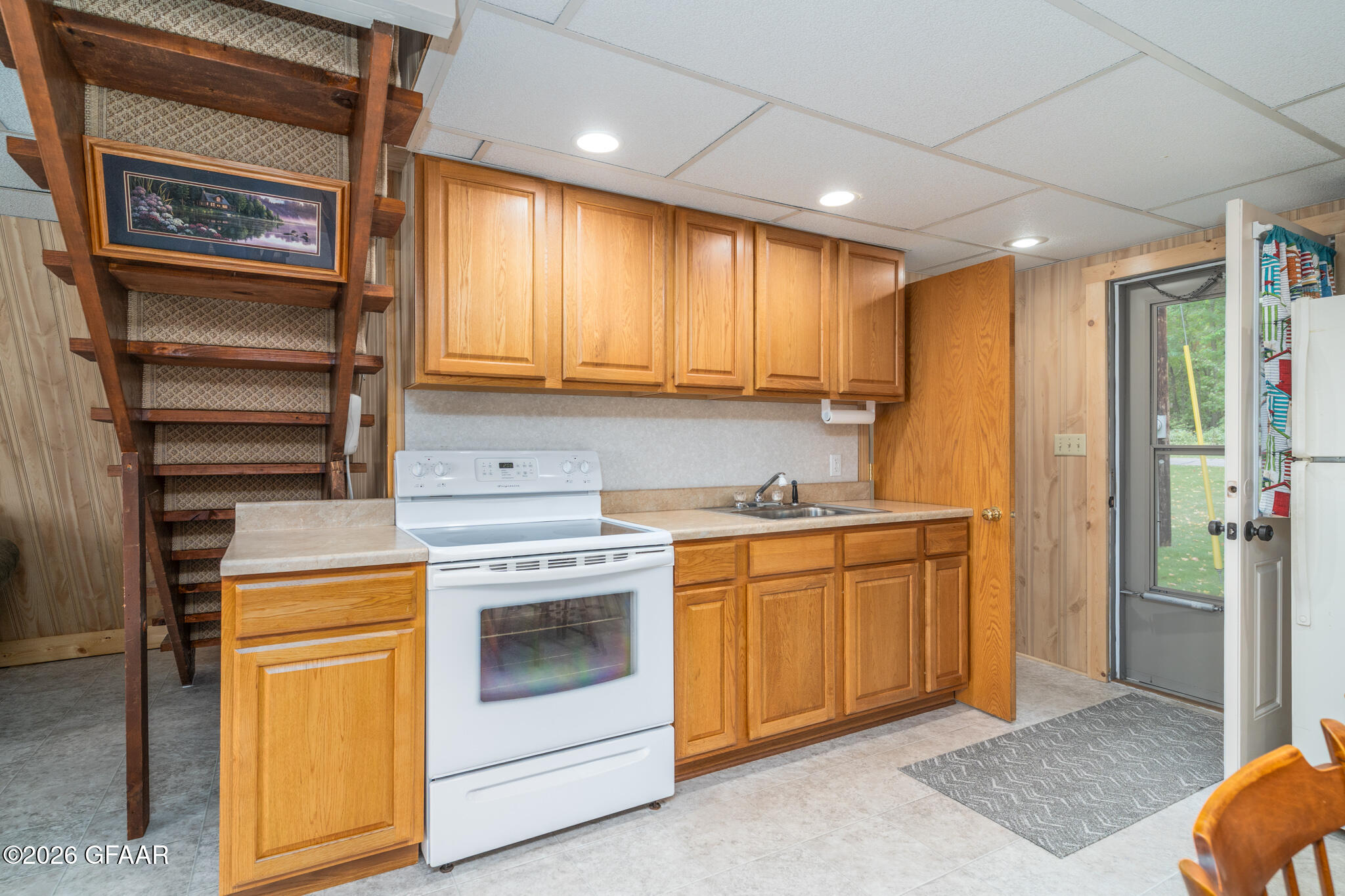 15710 N TRINITY PT Road SE