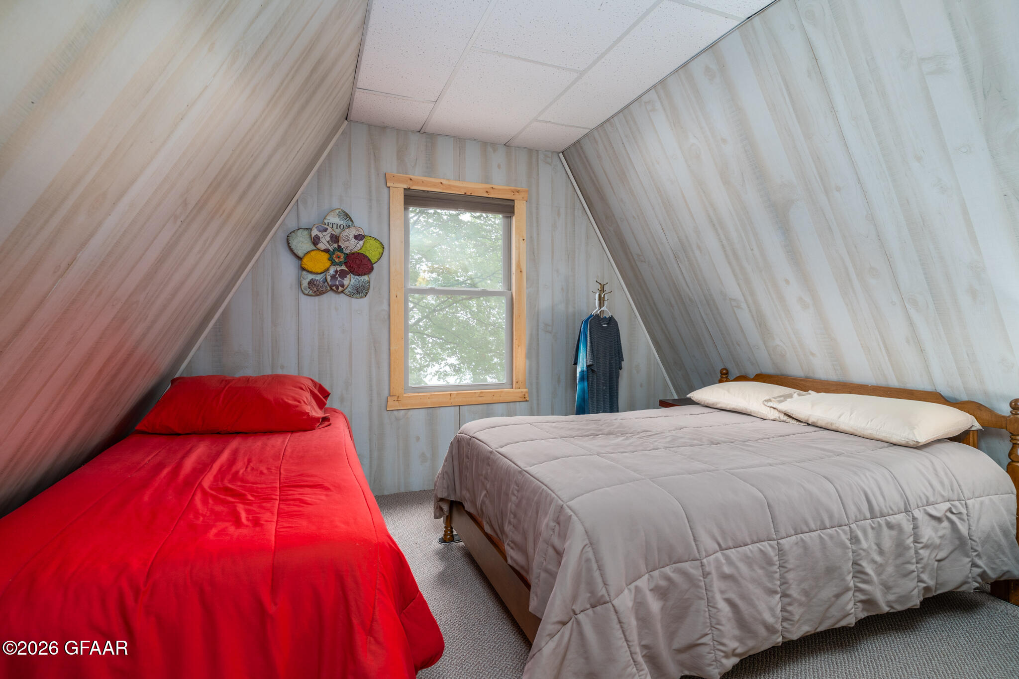 15710 N TRINITY PT Road SE