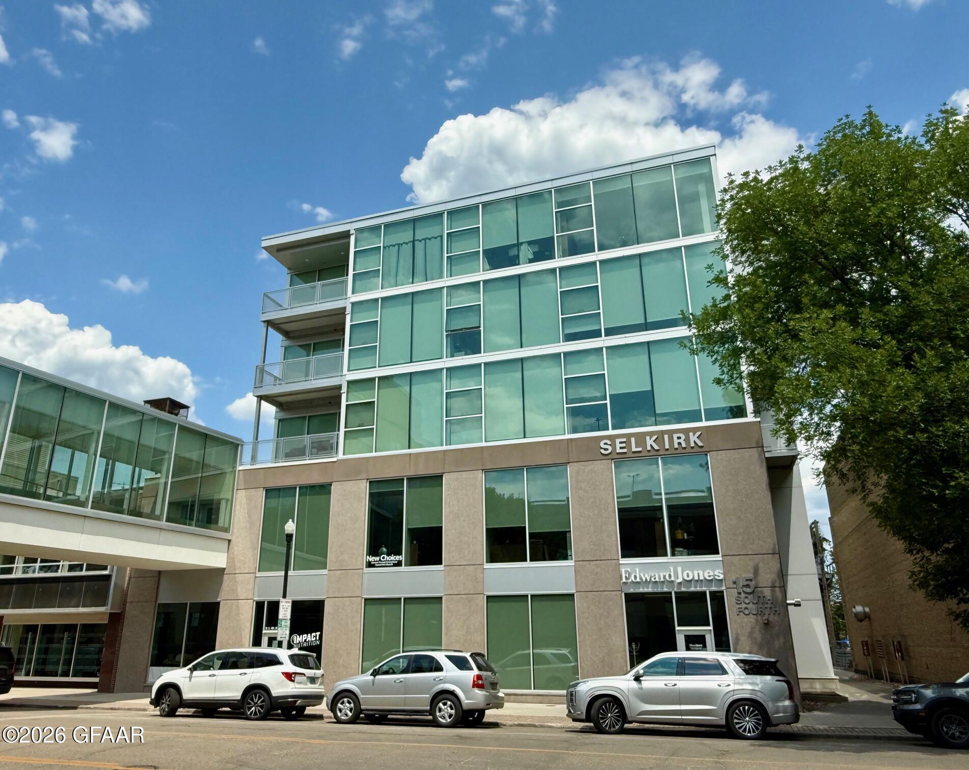 15 4TH Street S, #304