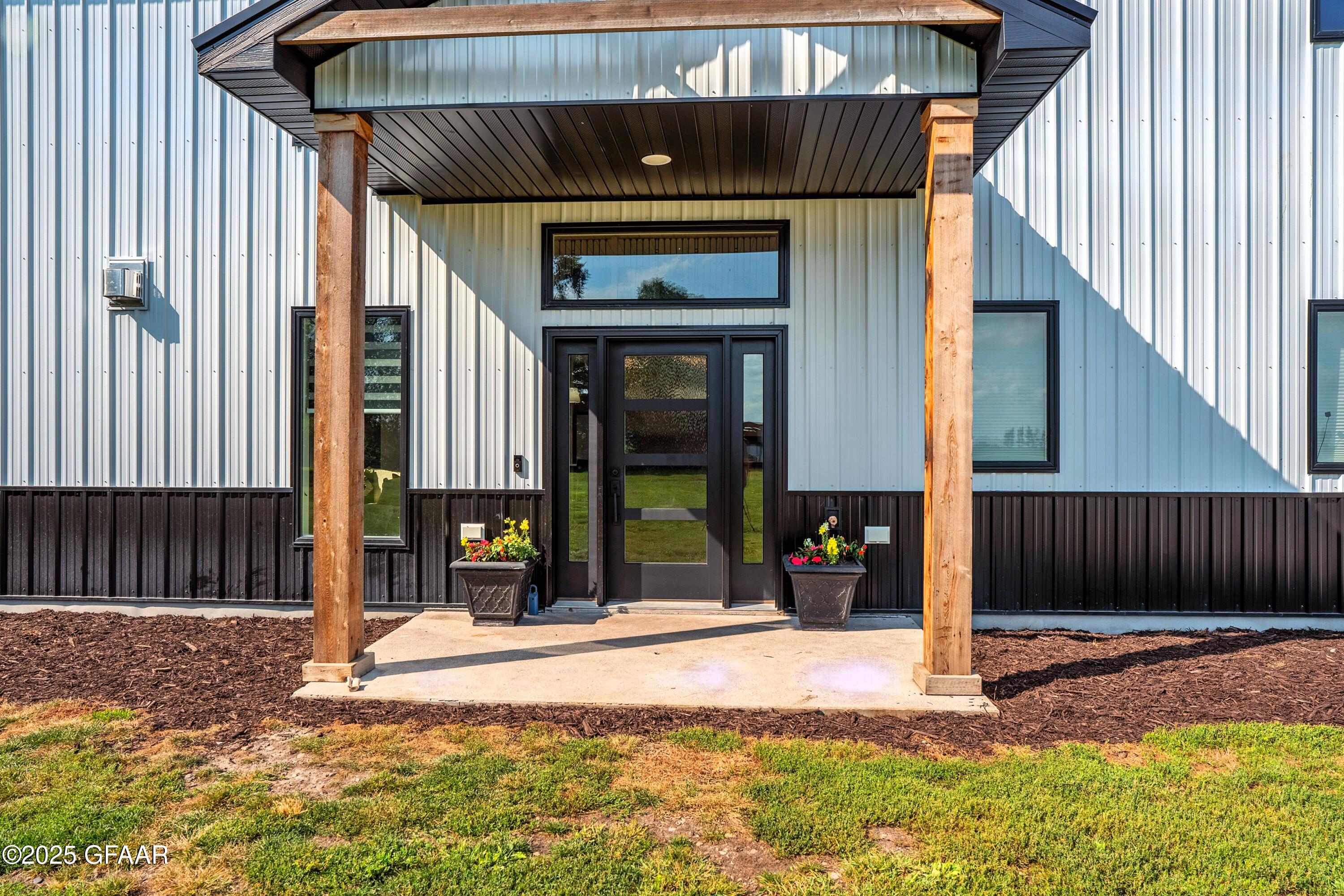 15435 16TH Street NE