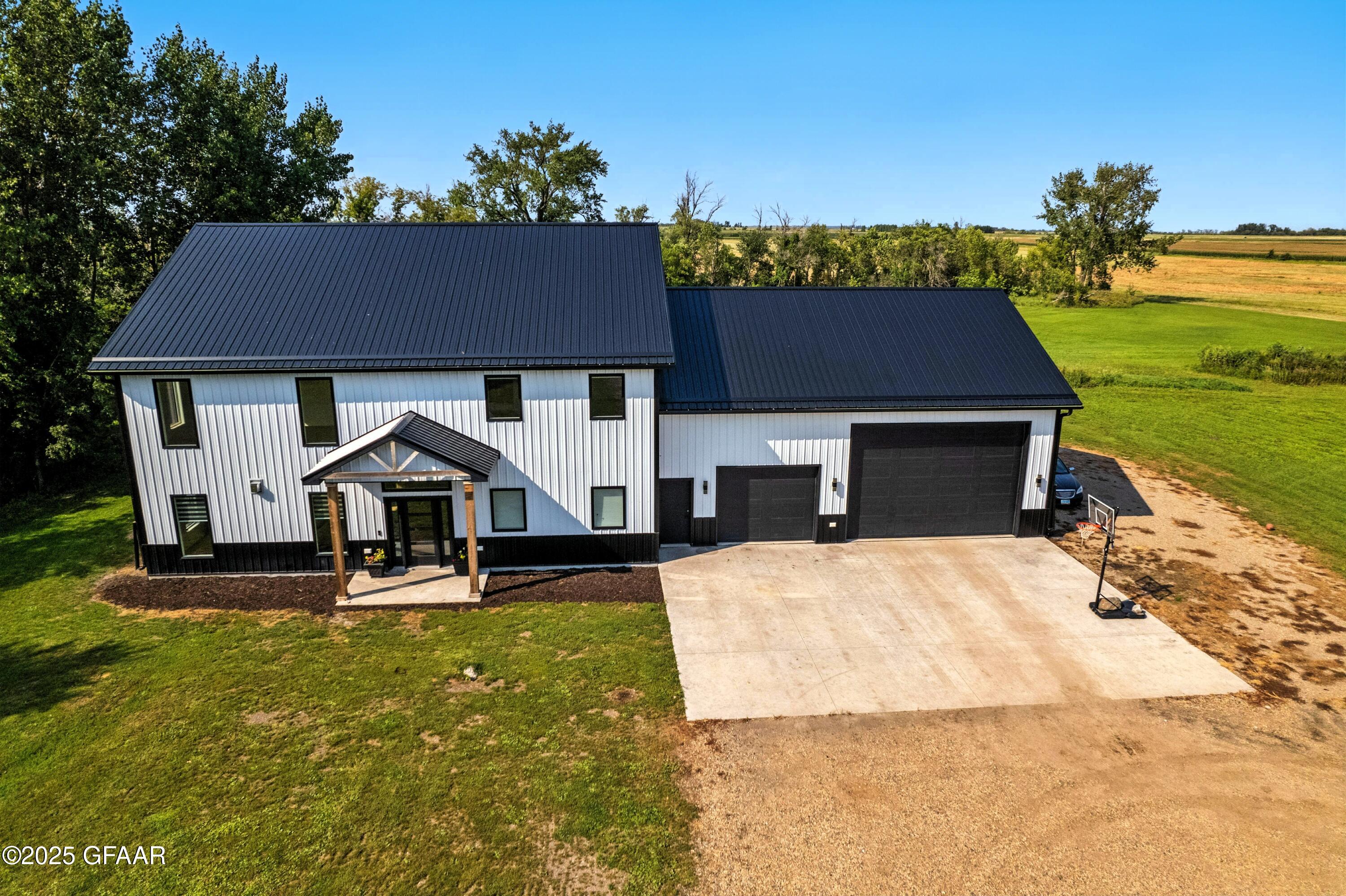 15435 16TH Street NE