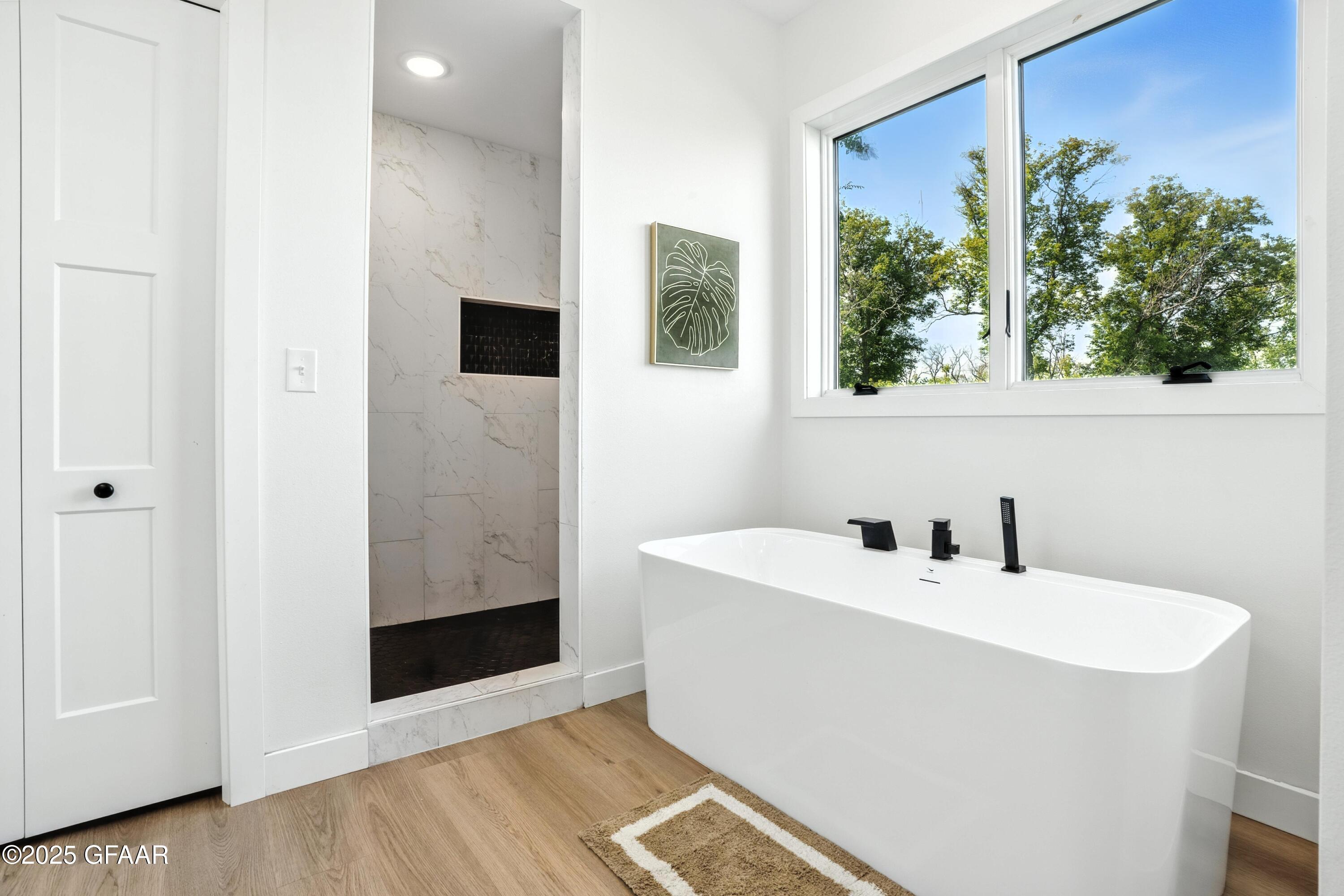 15435 16TH Street NE