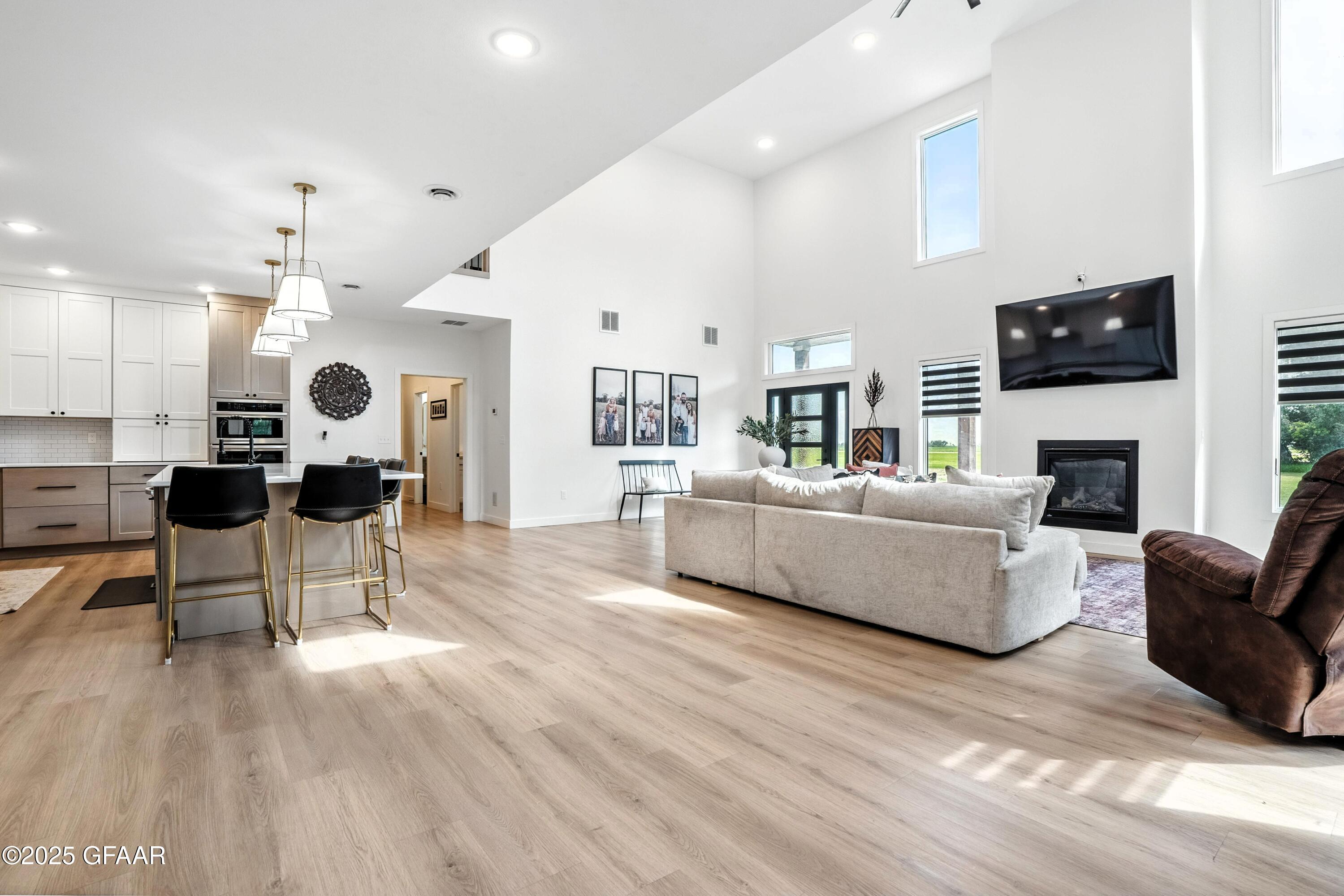 15435 16TH Street NE