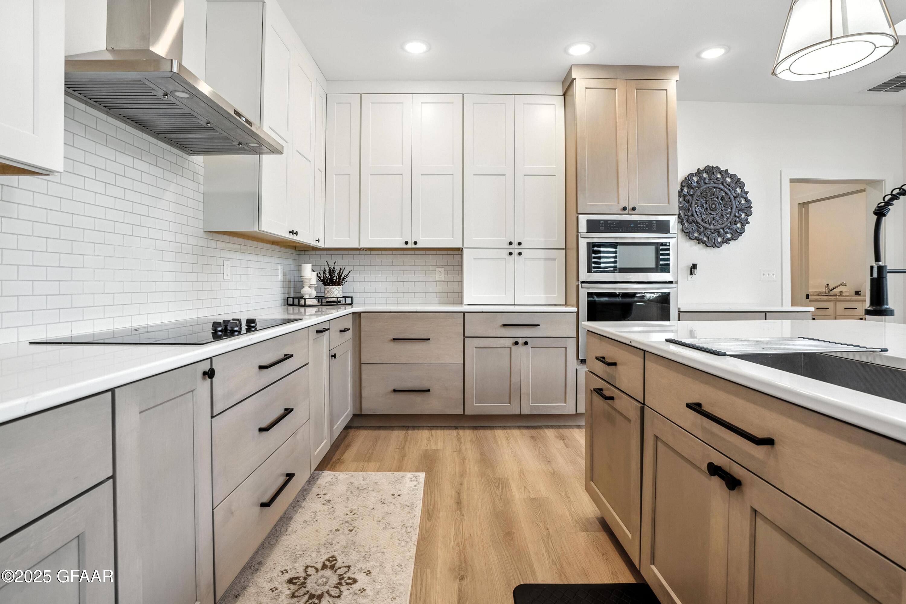 15435 16TH Street NE