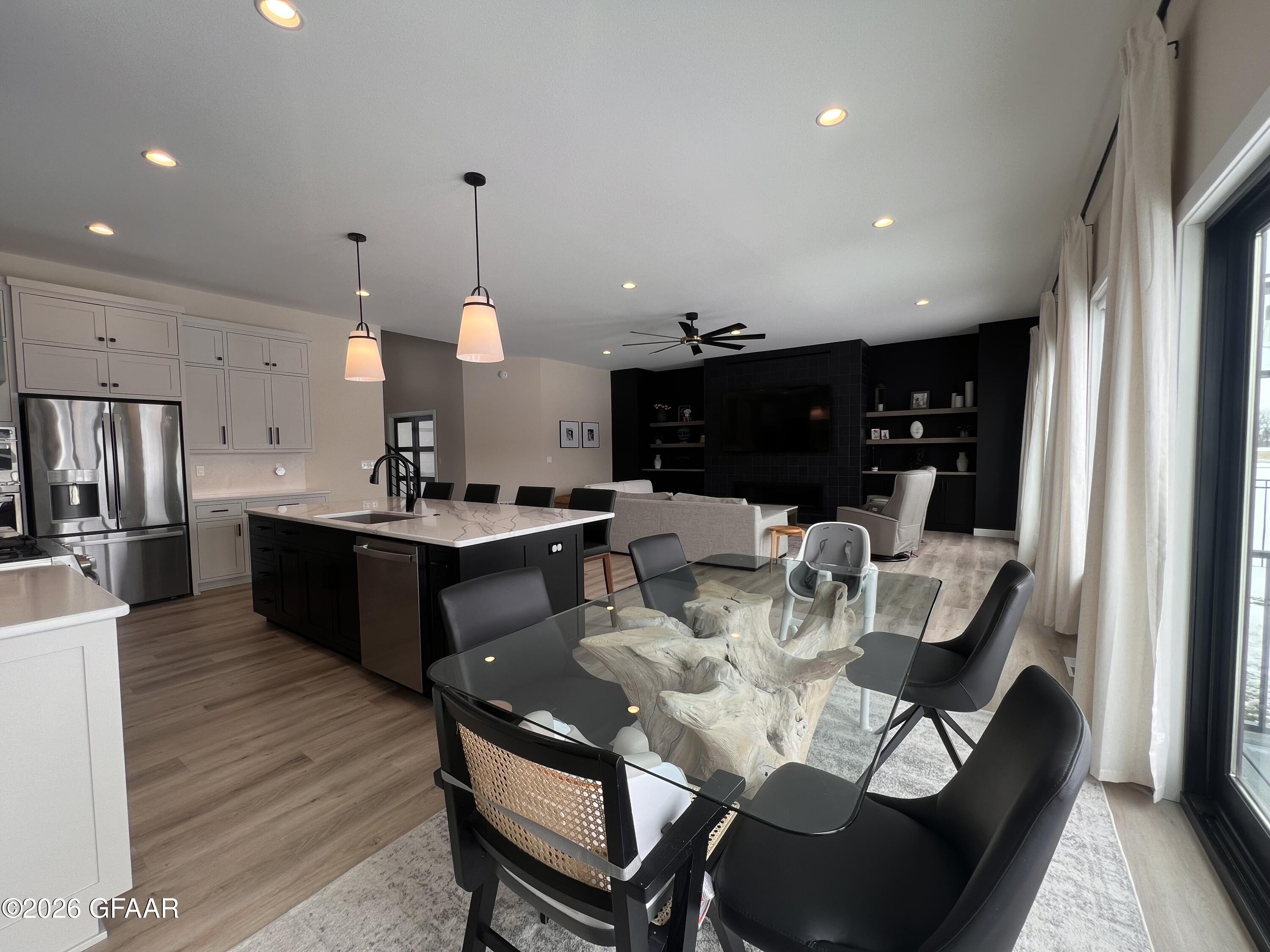 5983 SYLVIA Circle