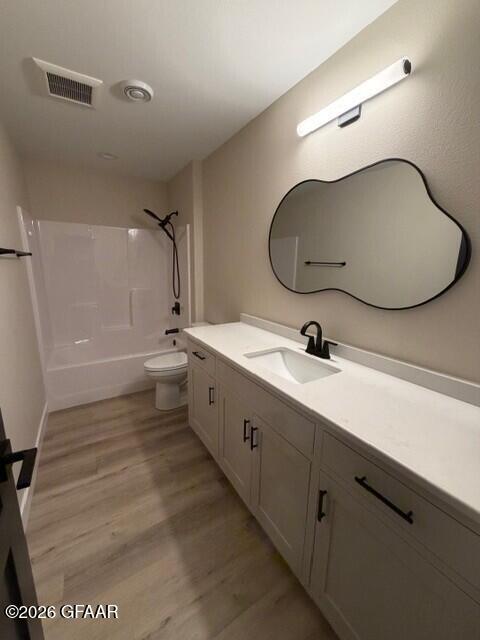 5983 SYLVIA Circle