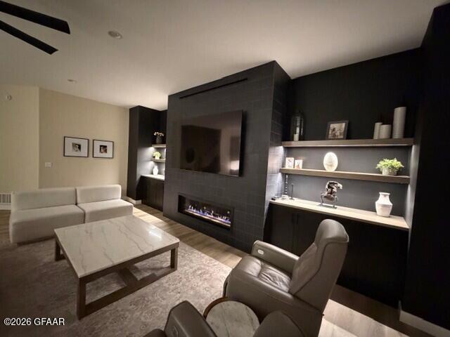 5983 SYLVIA Circle