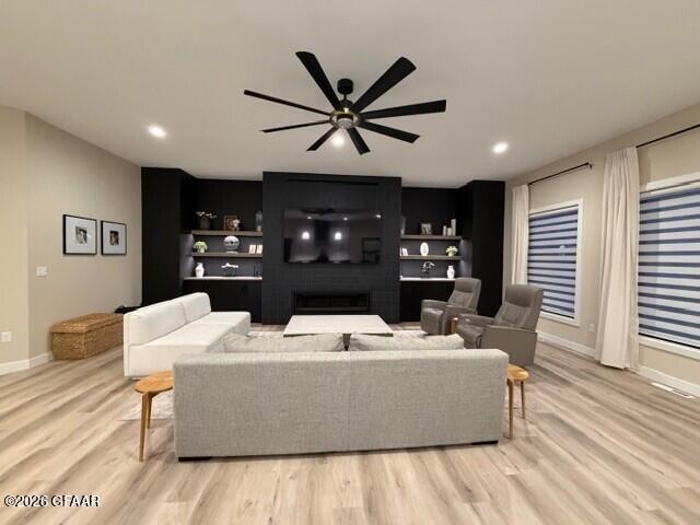 5983 SYLVIA Circle