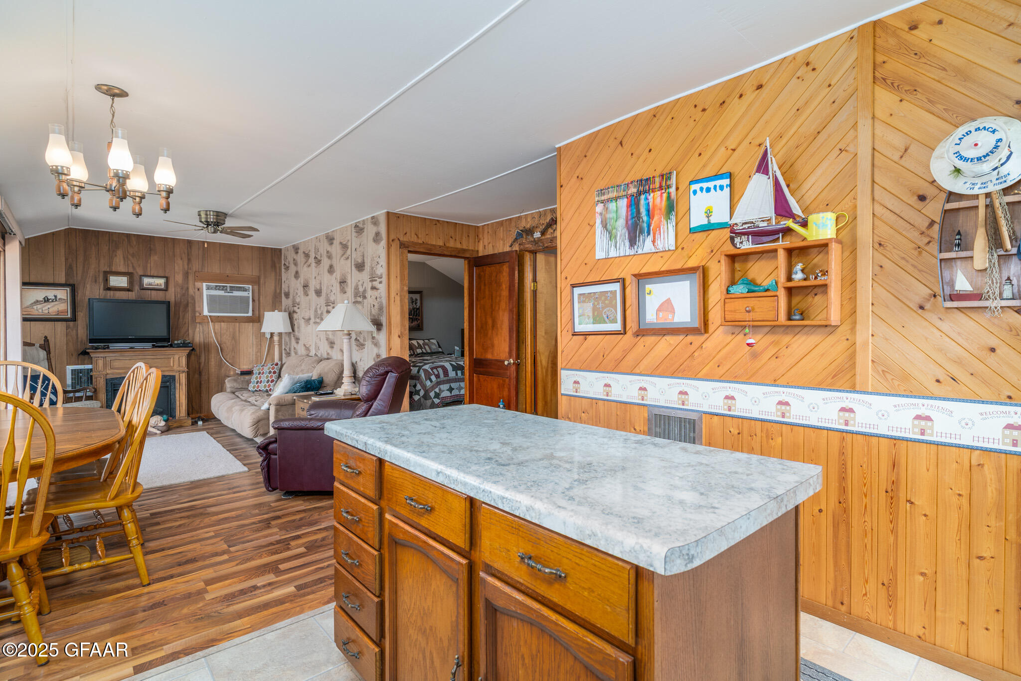 13506 ELMER HANSON Drive SE