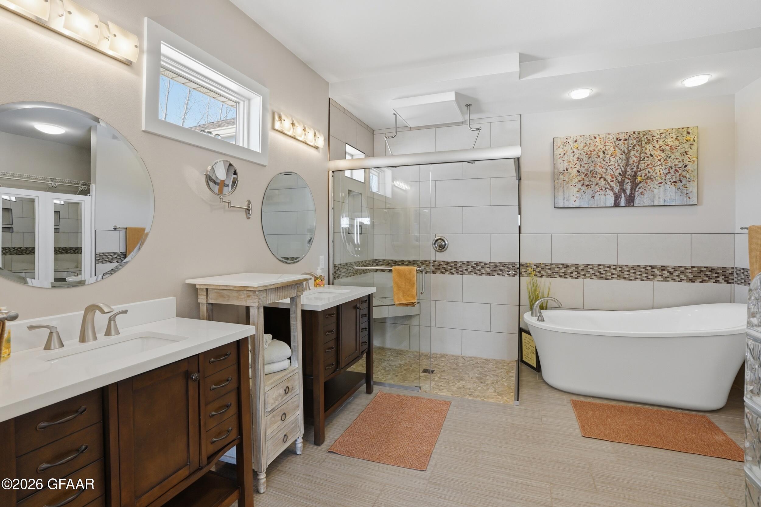 6201 DRIFTWOOD Drive