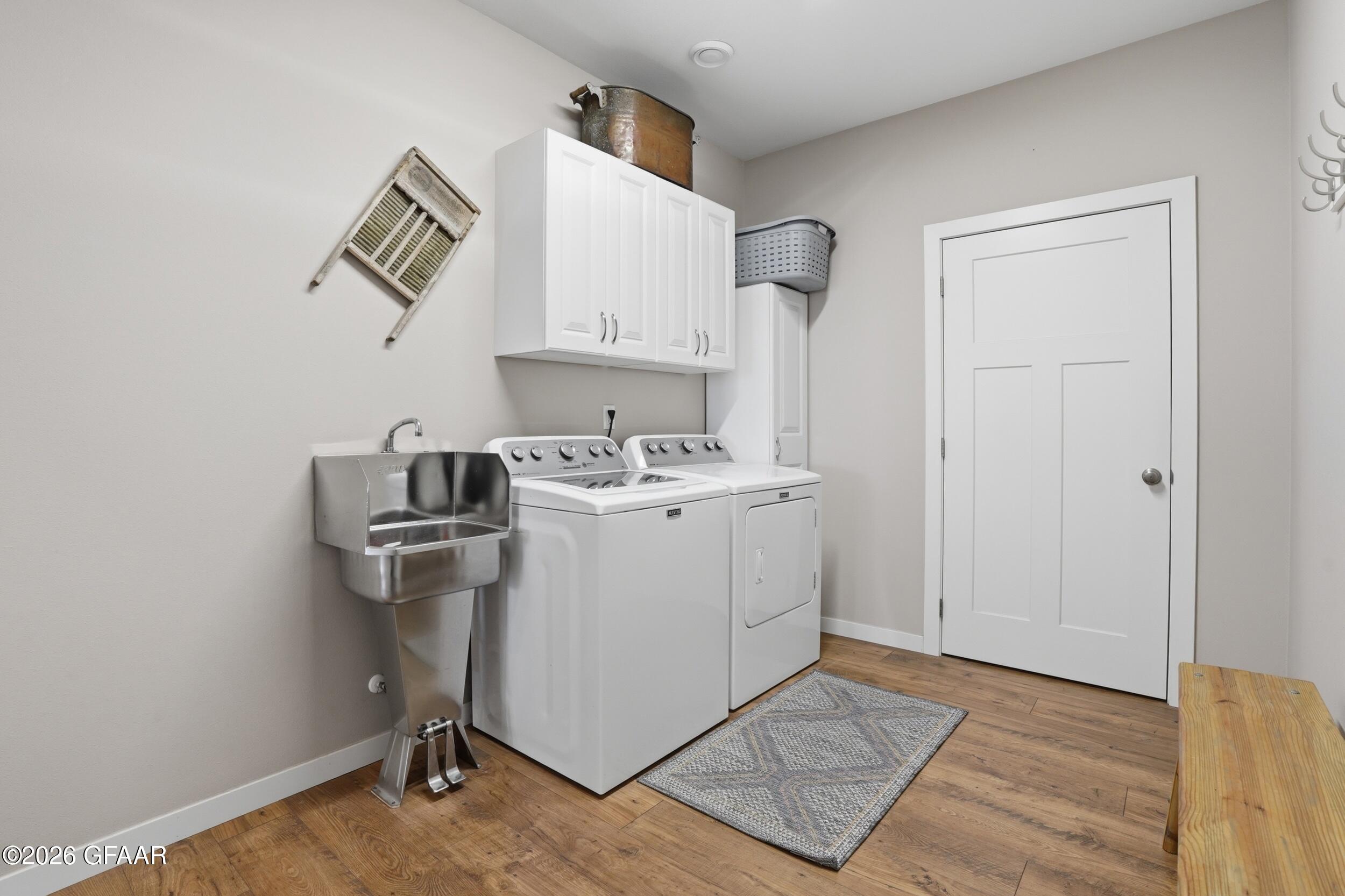 6201 DRIFTWOOD Drive