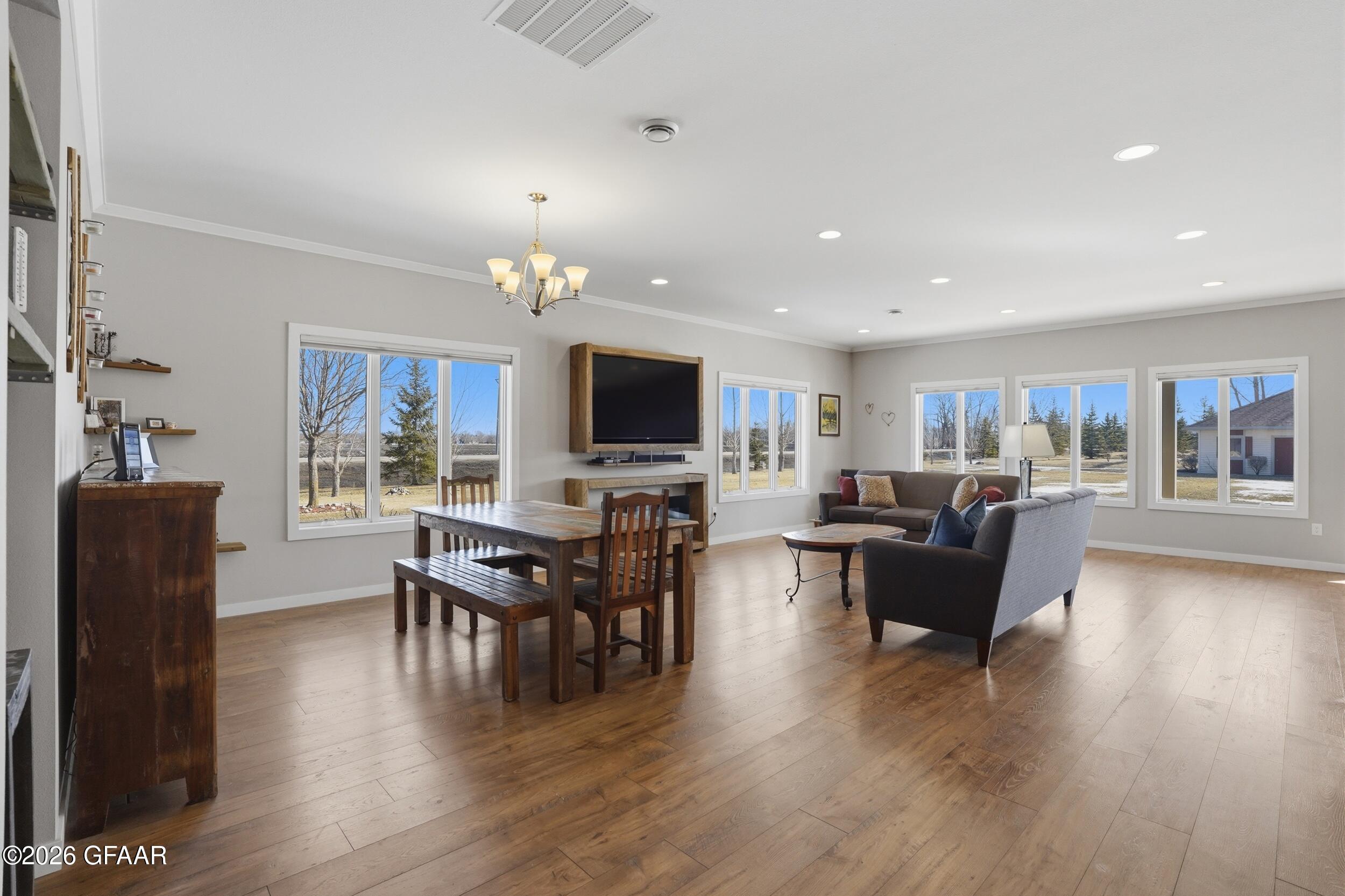 6201 DRIFTWOOD Drive